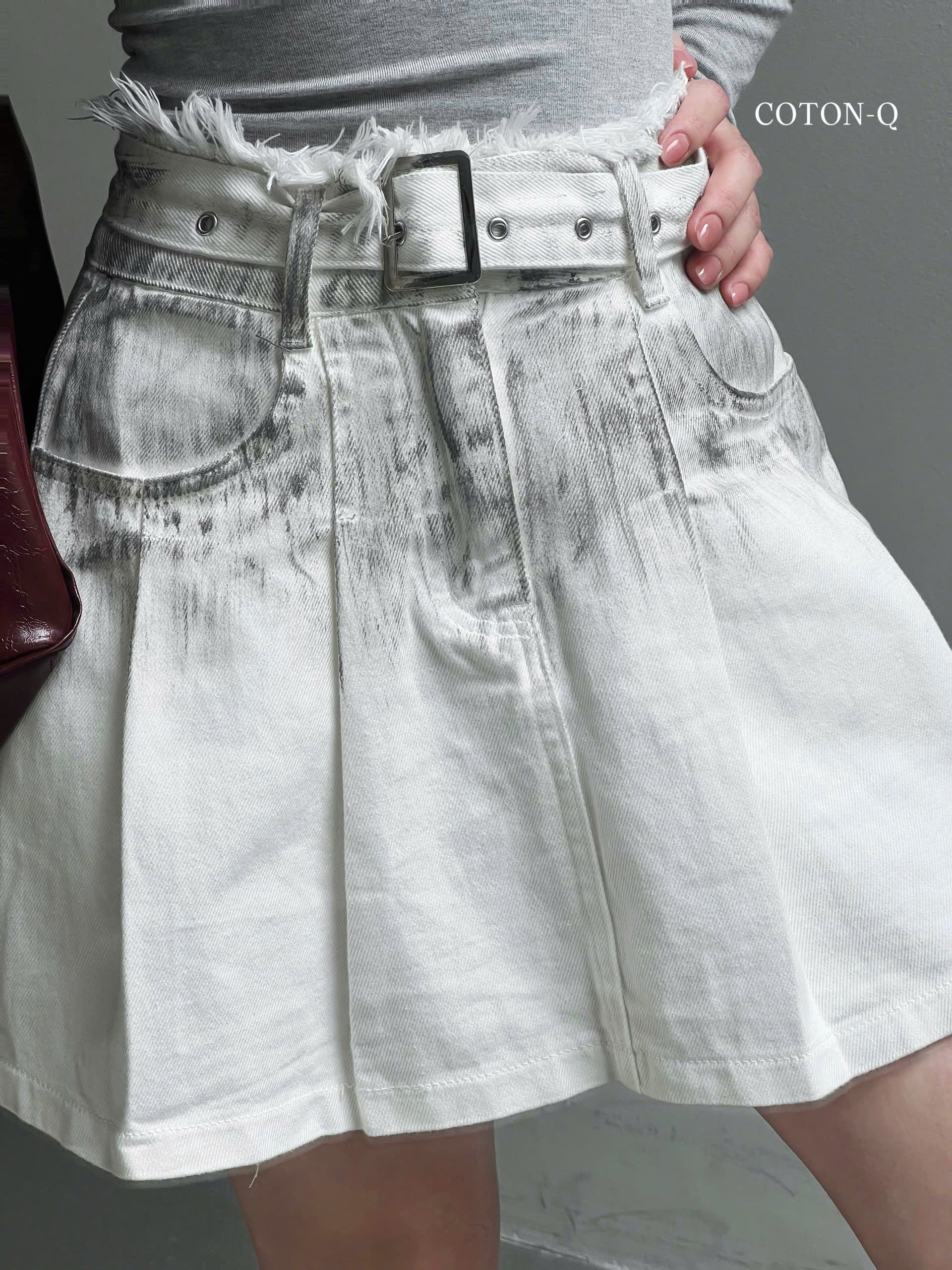 Chân váy trắng phối màu_thumbnail_8