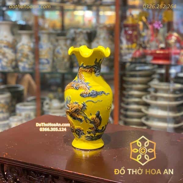 Lọ Hoa Lượn Rồng Đắp Nổi Men Vàng Hoàng Kim1