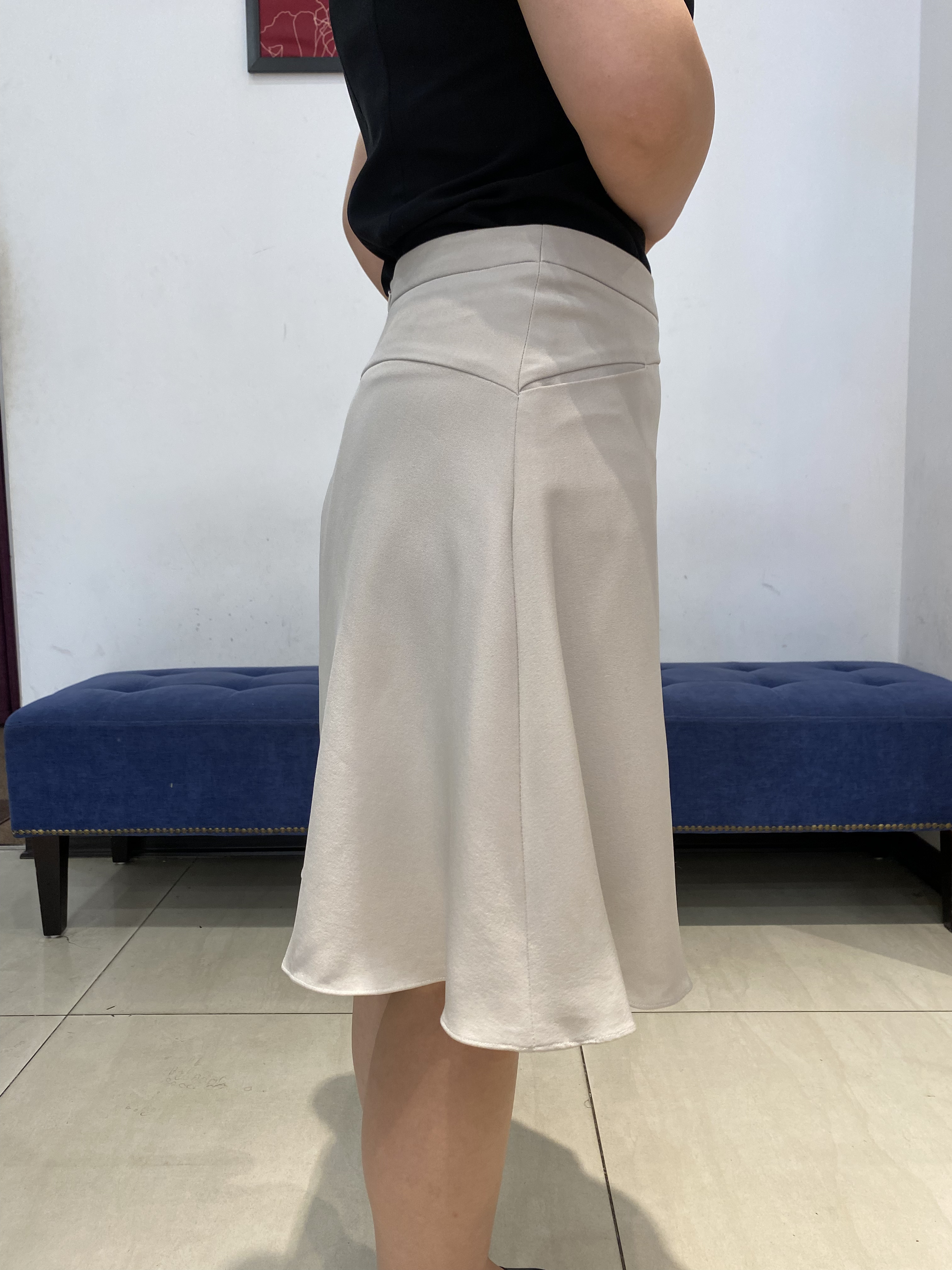 Chân váy ngắn vải Tuytxi dáng xoè