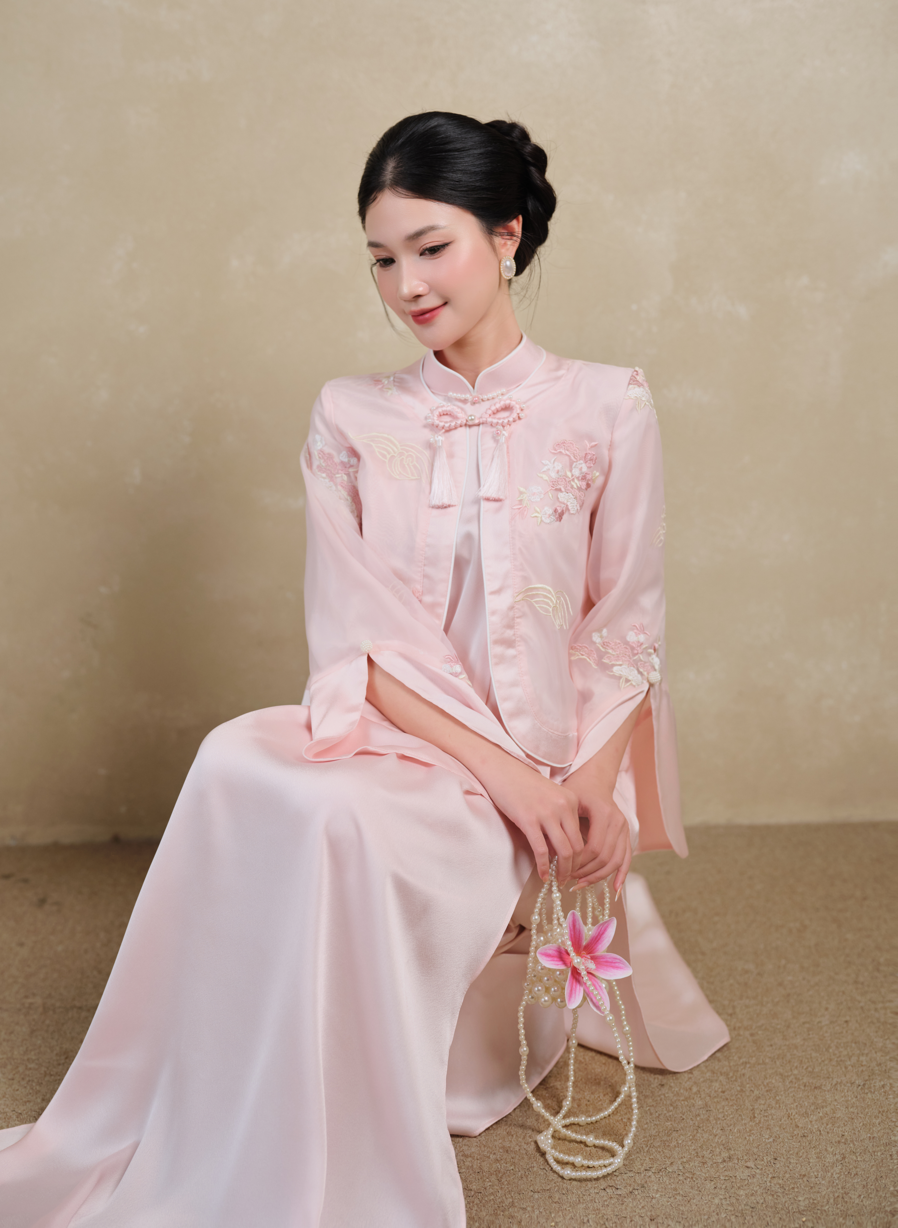 Áo dài Minh Châu_thumbnail_4