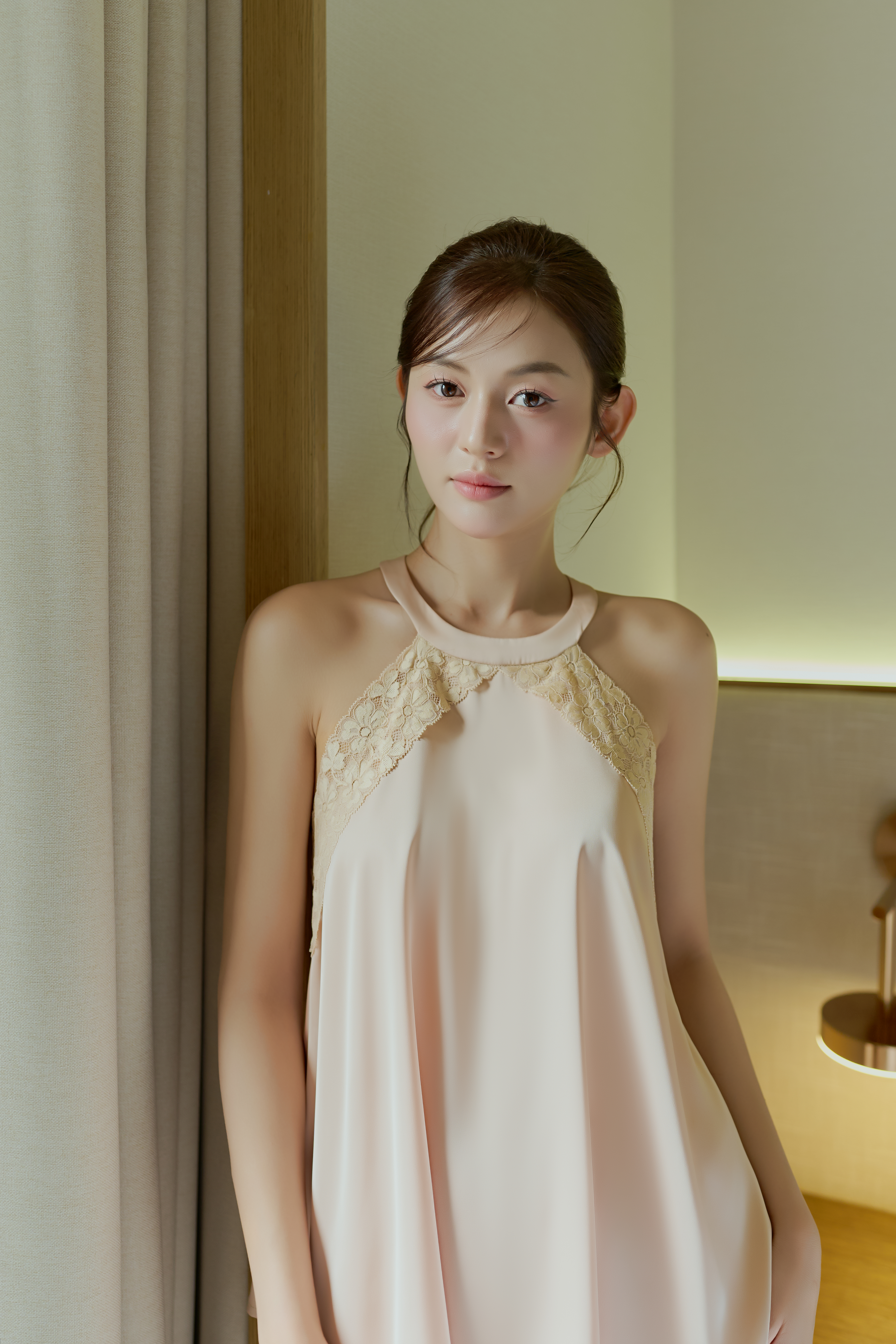 Bộ lụa áo yếm, quần cộc BN614