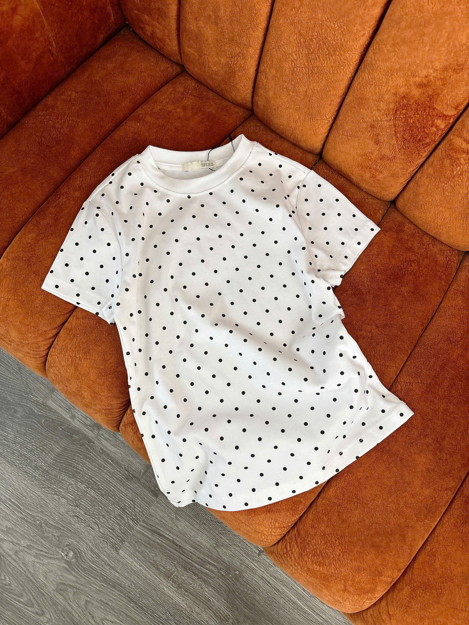 H111 ÁO THUN TRẮNG CHẤM BI_thumbnail_10