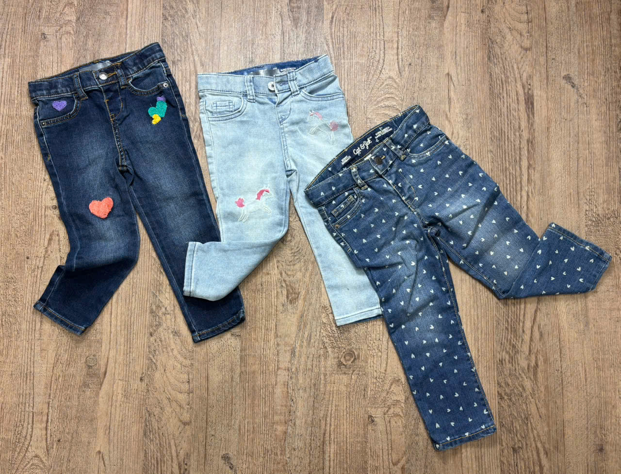 Q25 QUẦN JEANS CAT&JACK BÉ GÁI