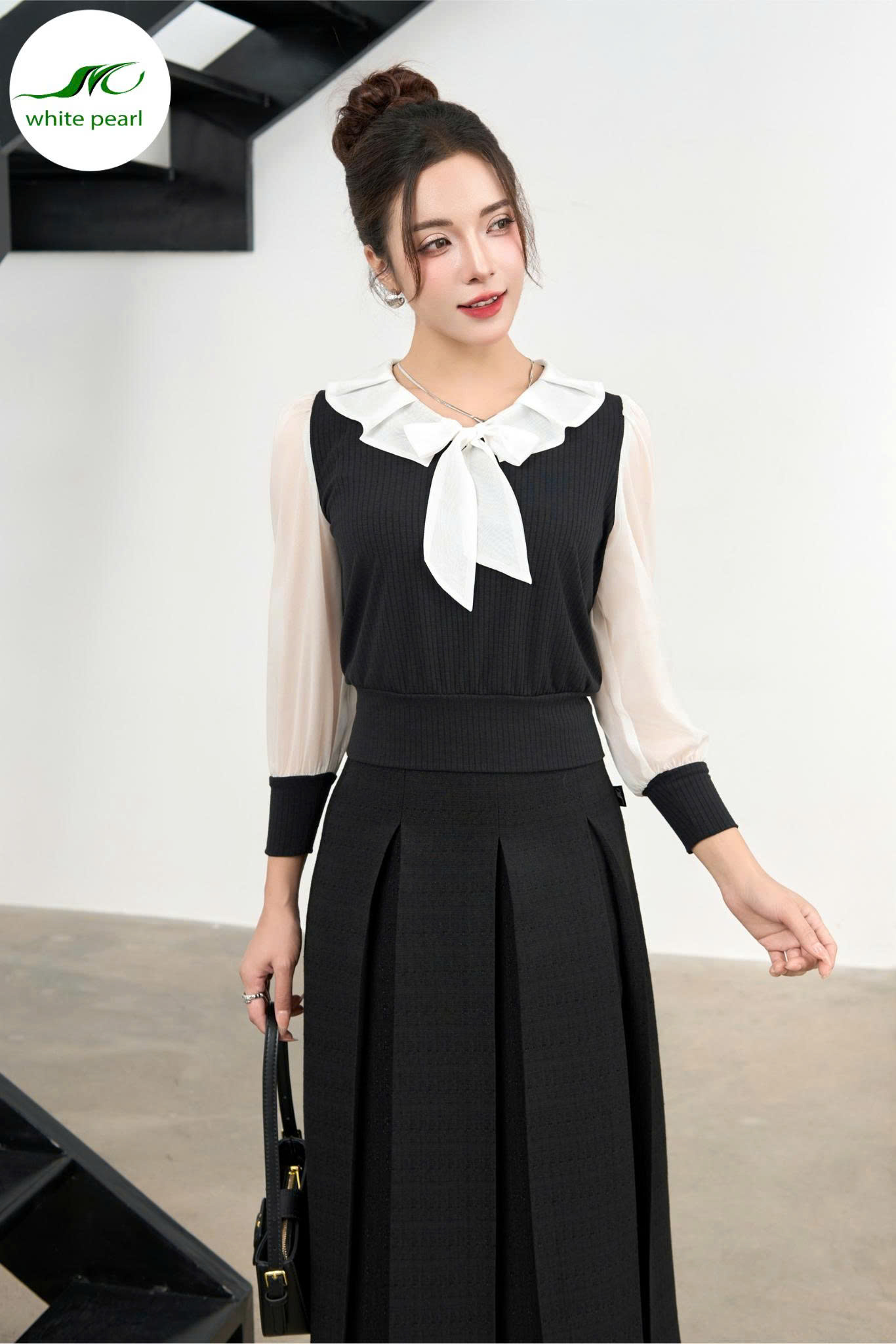 Áo thun cổ buộc nơ Thời Trang Công Sở White Pearl