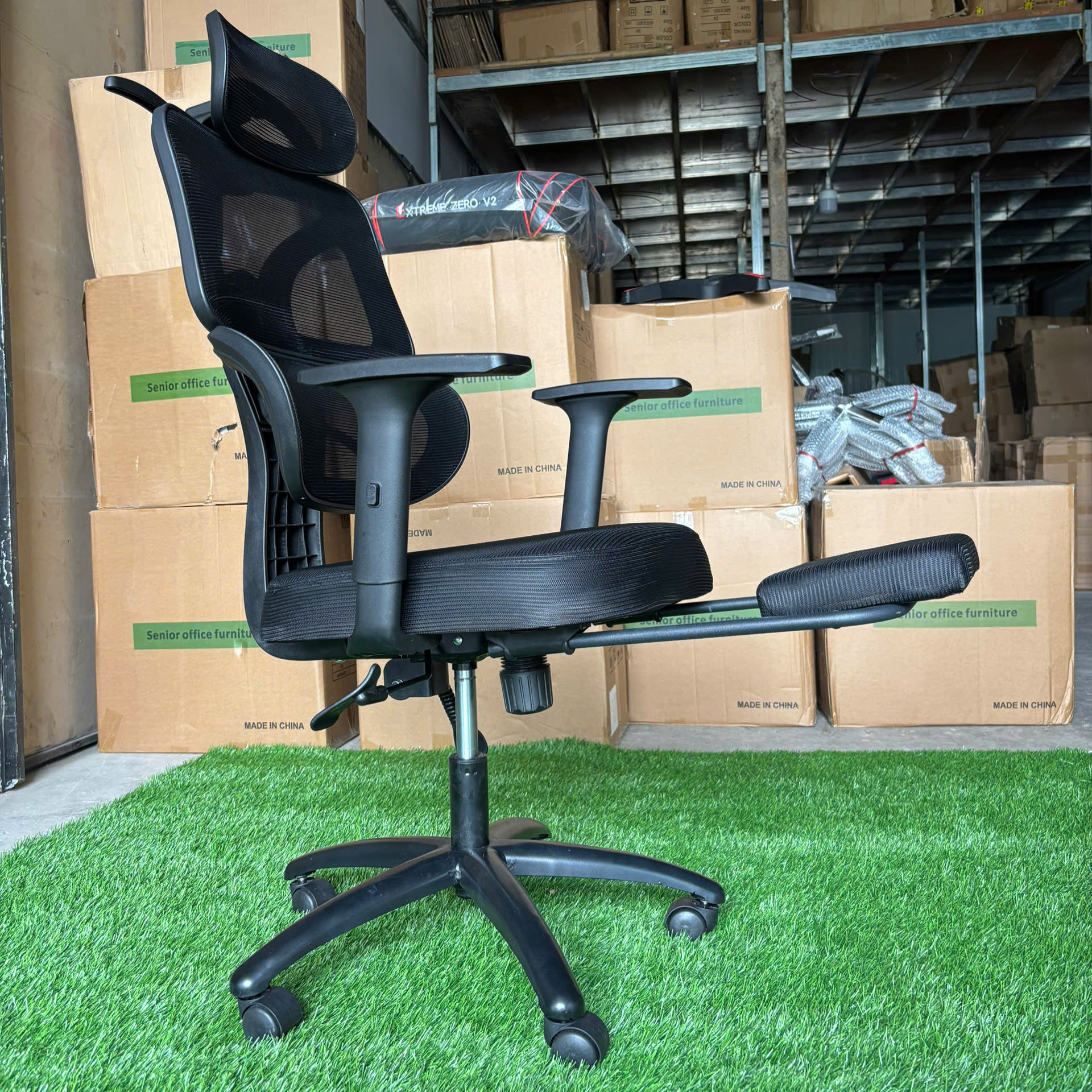 Ghế công thái học LX28 - 2 lưng bảo vệ cột sống, khung nhựa đúc chắc chắn, ngồi lâu không mỏi_thumbnail_0