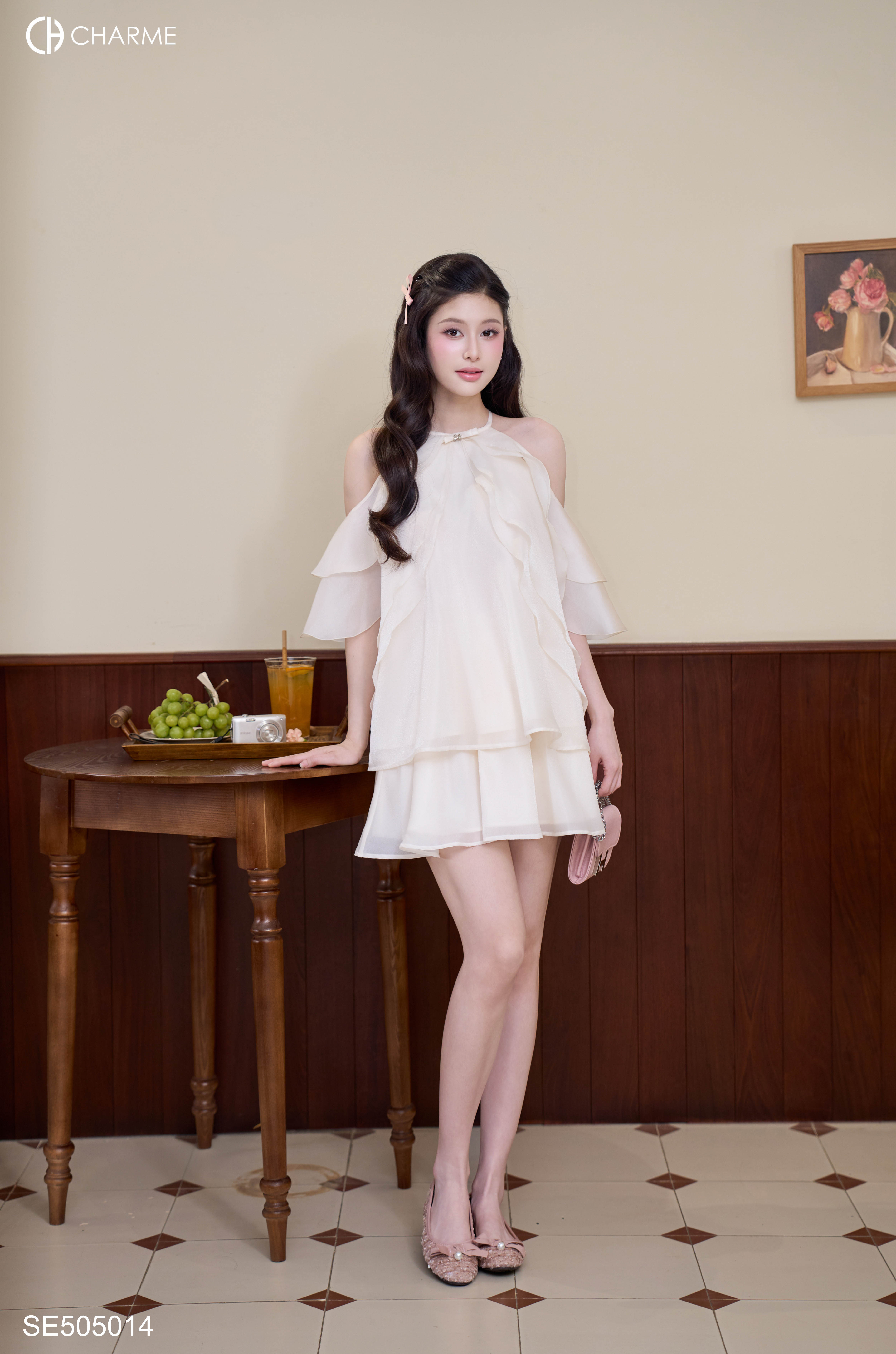 Set áo cổ yếm bèo kèm chân váy