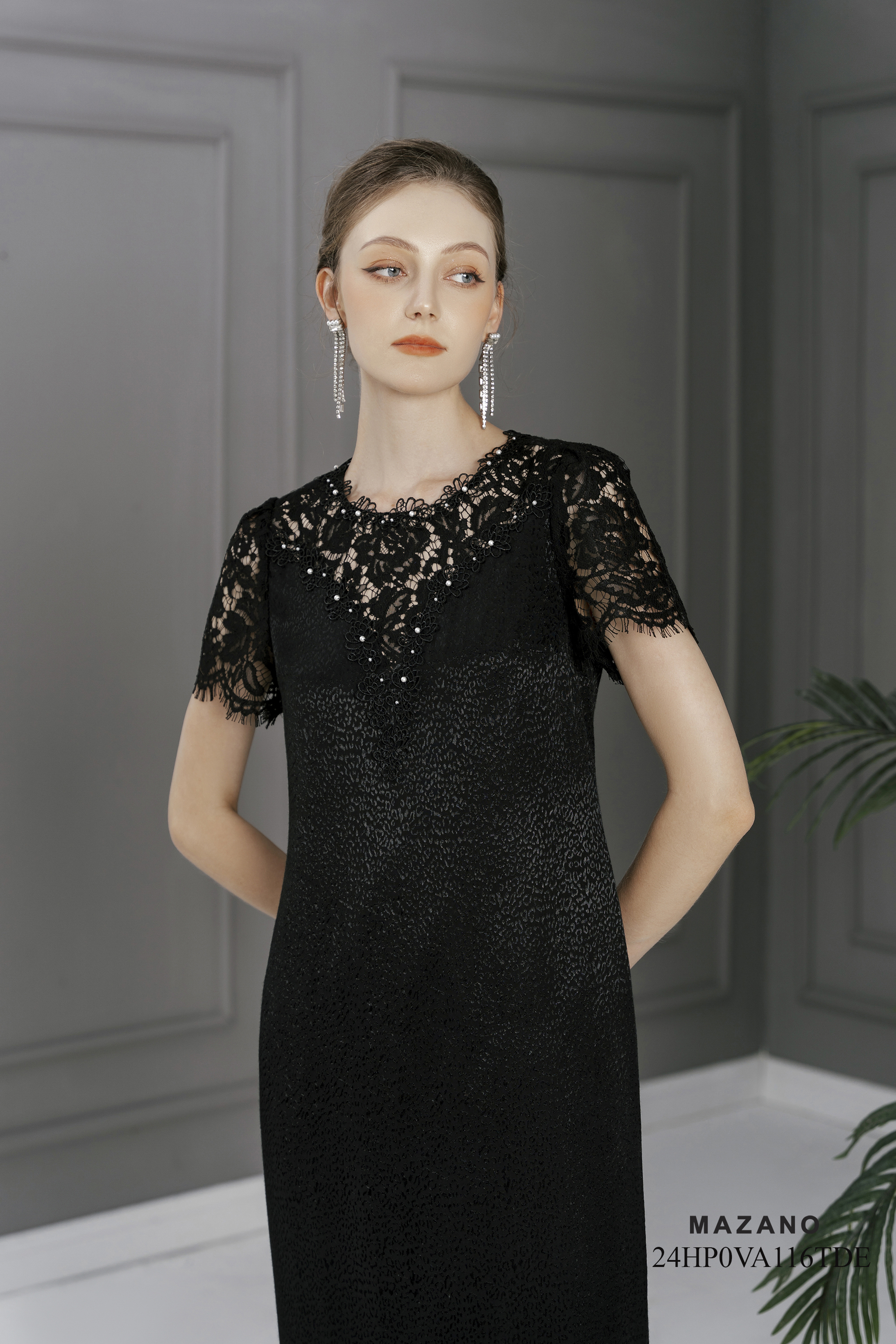 Đầm tiệc phối ren ngực và tay_thumbnail_3