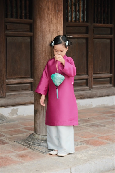 Áo dài Tiểu Liên Hoa Bé Gái '24