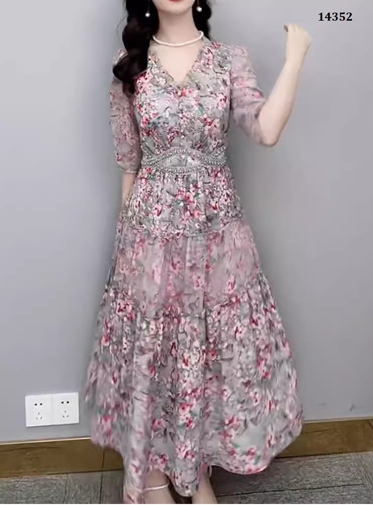 14352-Đầm maxi voan tầng eo đính ngọc trai (voan + lót thun )_thumbnail_0