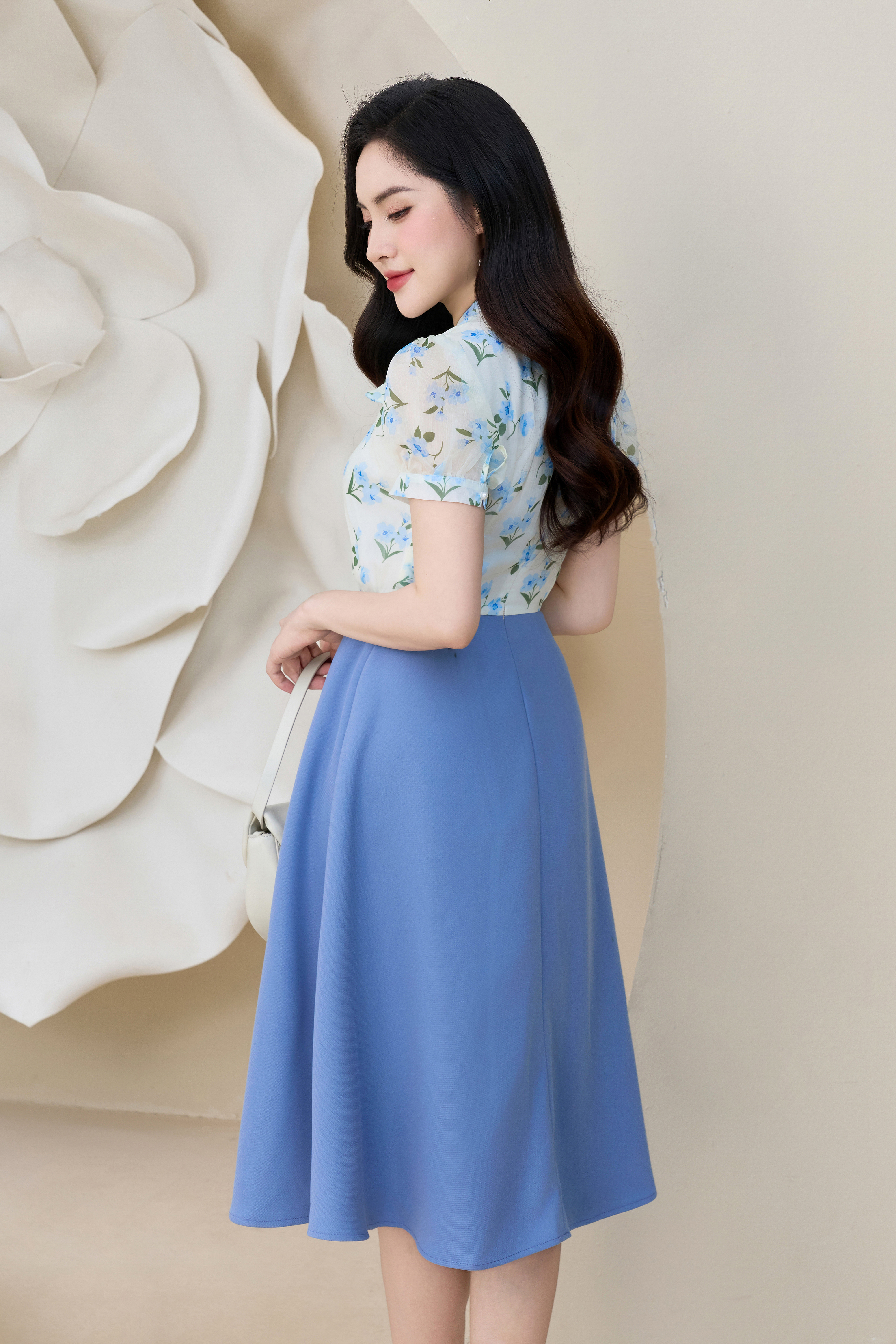 Đầm hoa xanh phối chân váy 1 màu_thumbnail_1