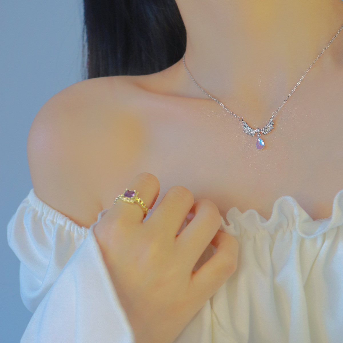 D211 - Dây chuyền cánh thiên thần đá moon_thumbnail_3