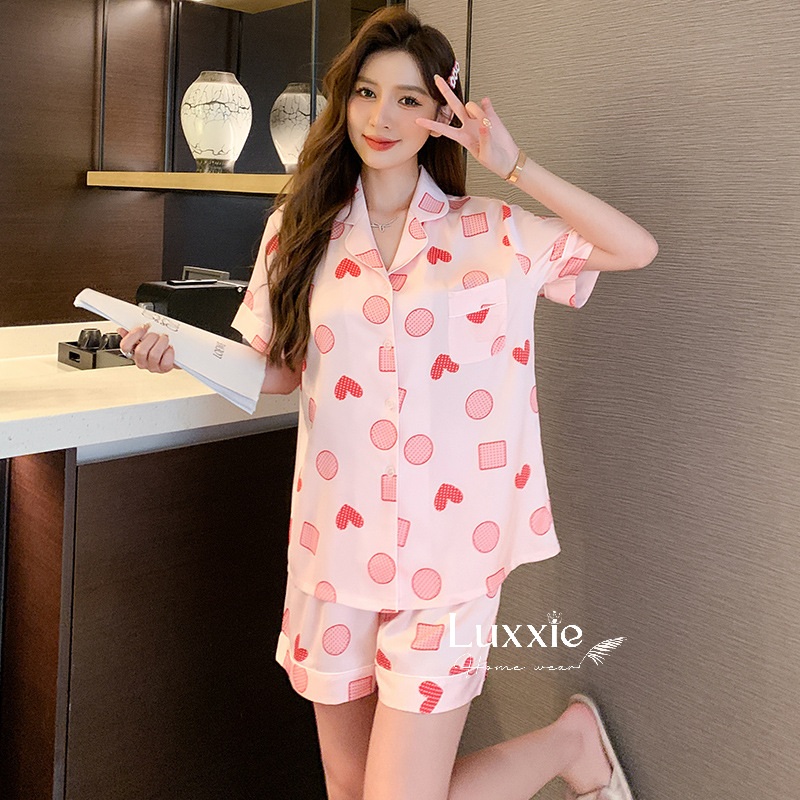 N111C Pijama lụa họa tiết hình học cộc đùi
