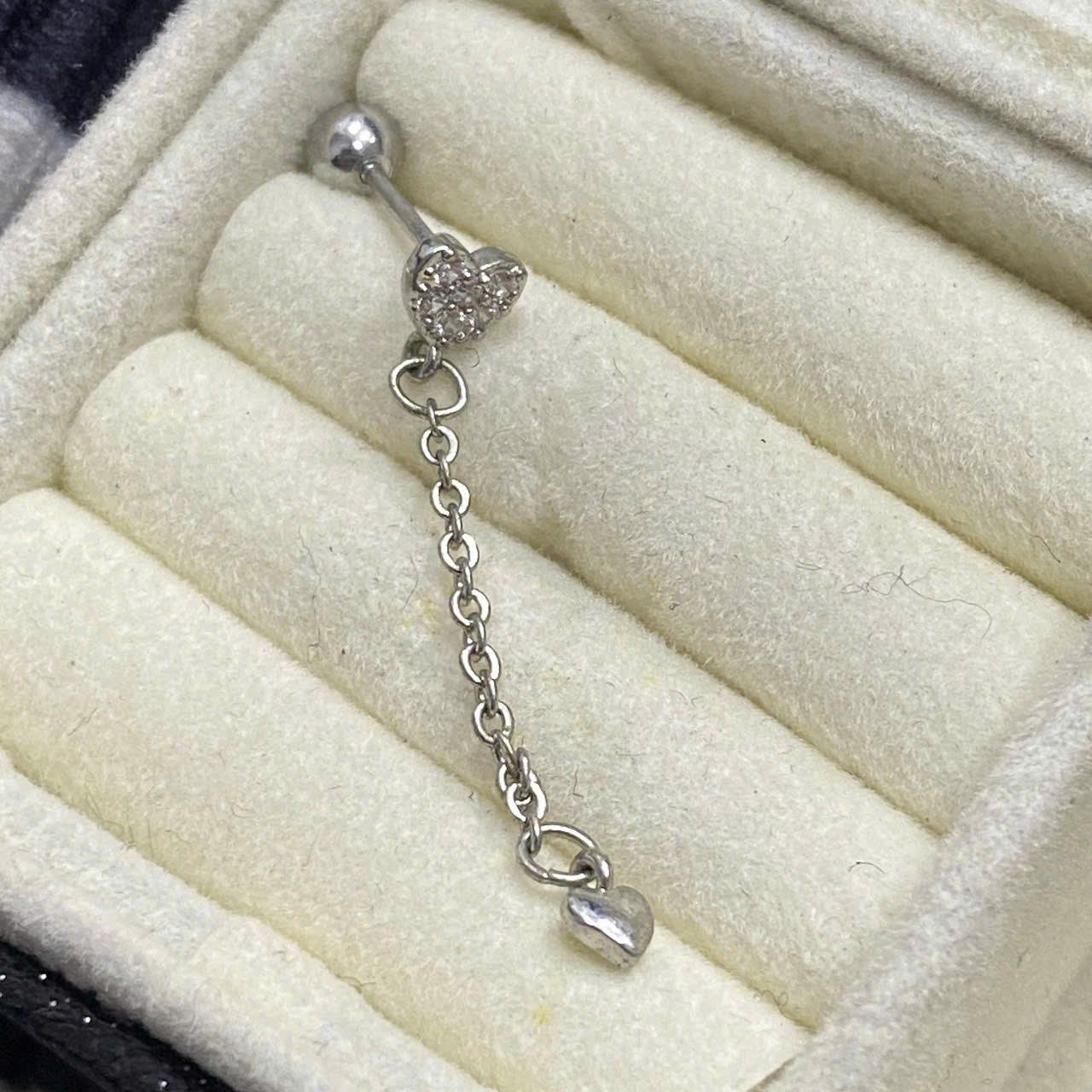 Khuyên kiểu xích tim kim cương trắng rơi trái tim._thumbnail_2