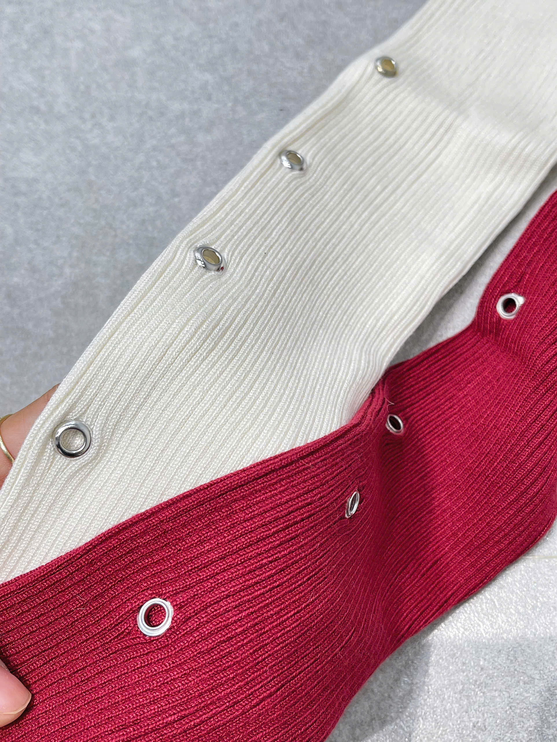 SALE A243 ÁO DỆT KIM BỆT VAI_thumbnail_2