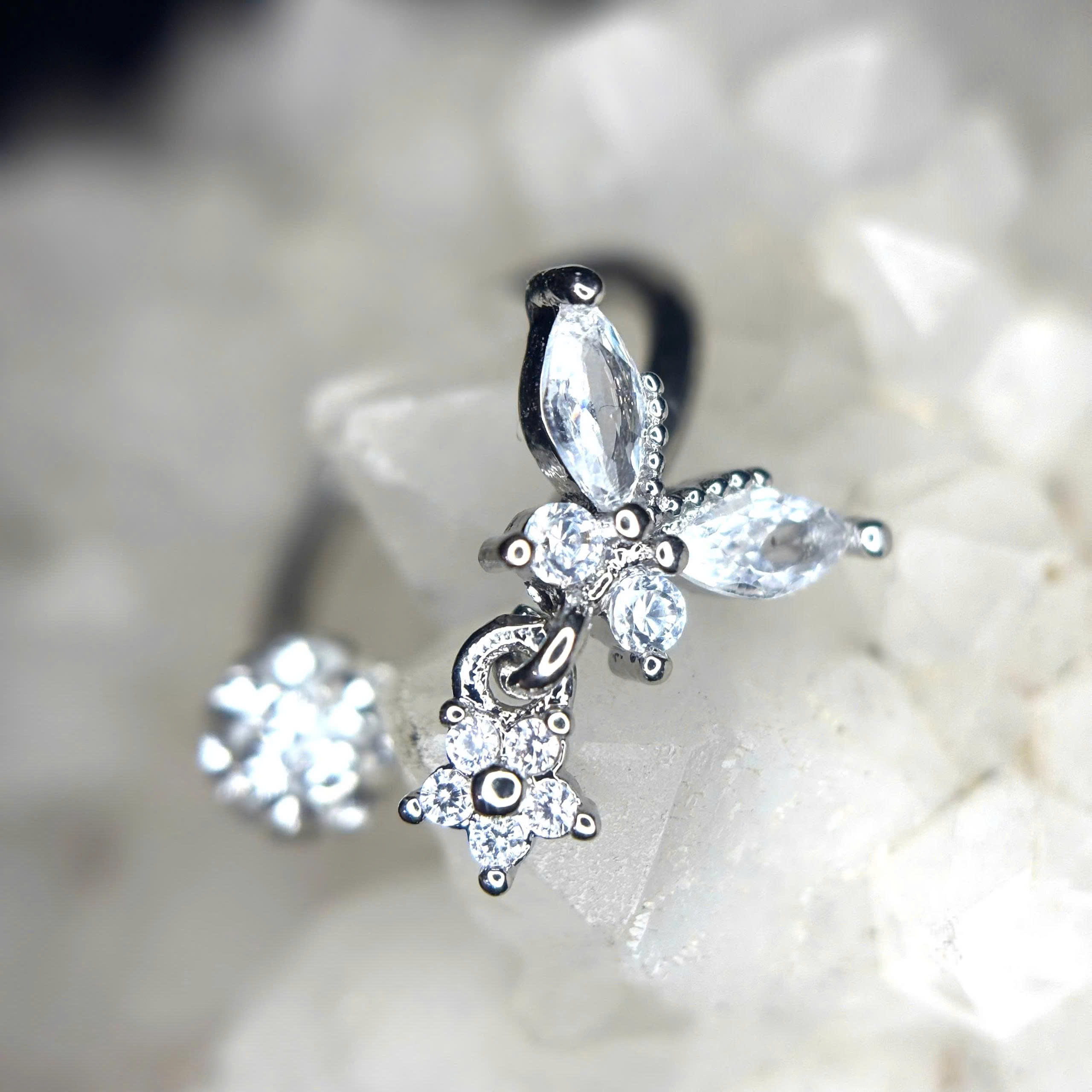 Septum bướm trắng rơi hoa rơi_thumbnail_2