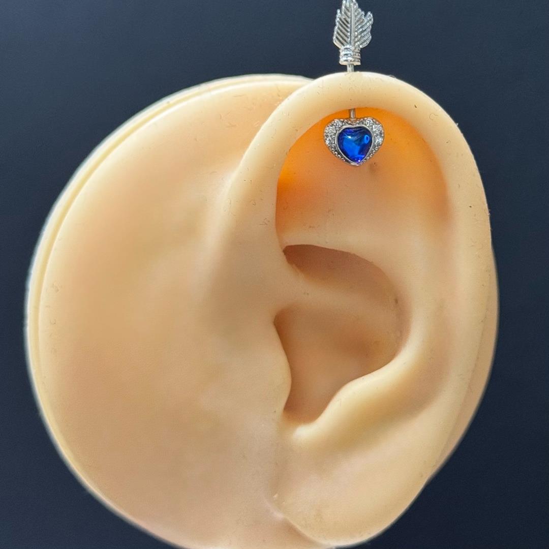 khuyên kiểu vertical mũi tên tình iu trái tim xanh