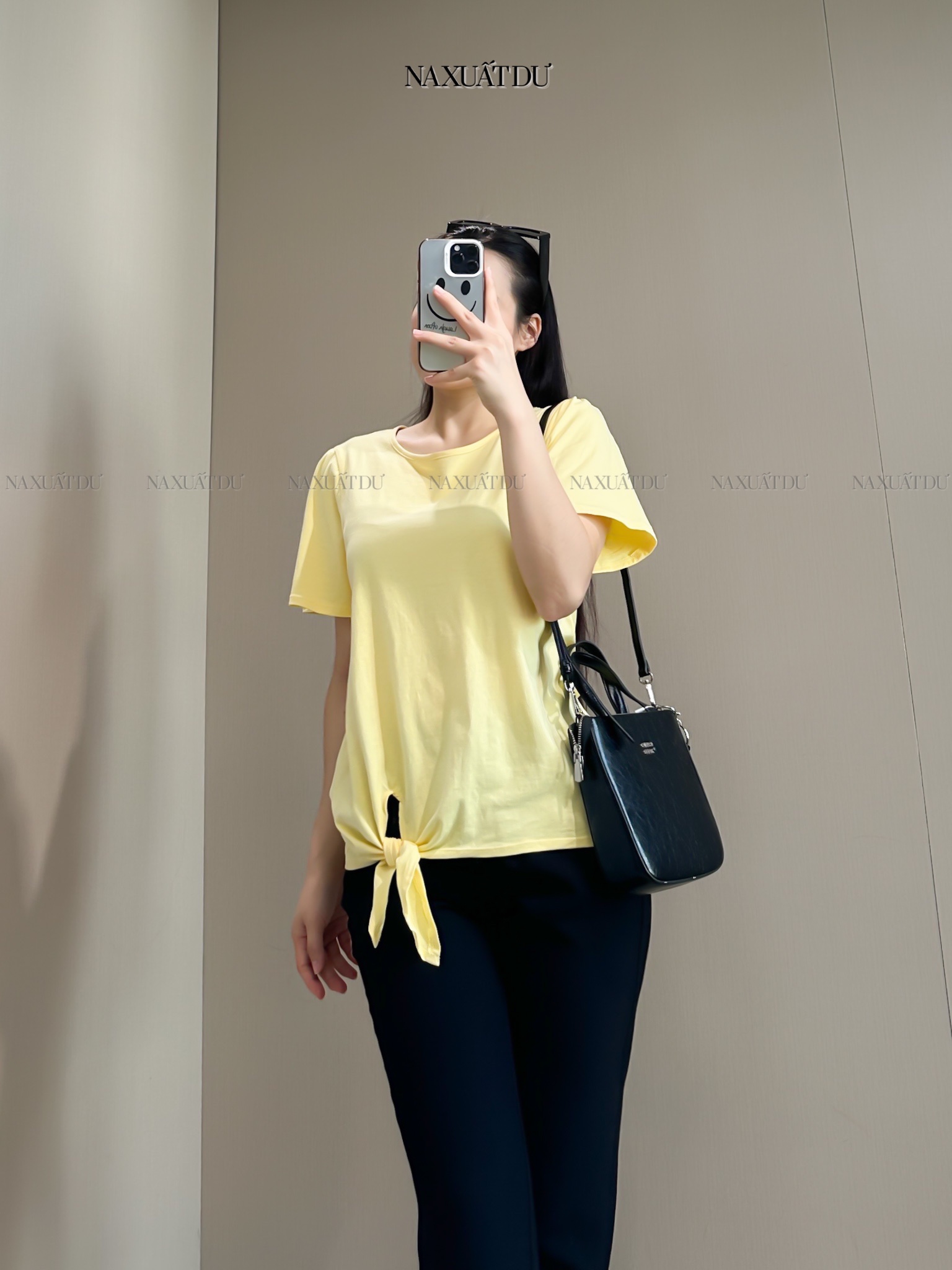 Áo thun cột dây màu vàng nữ 