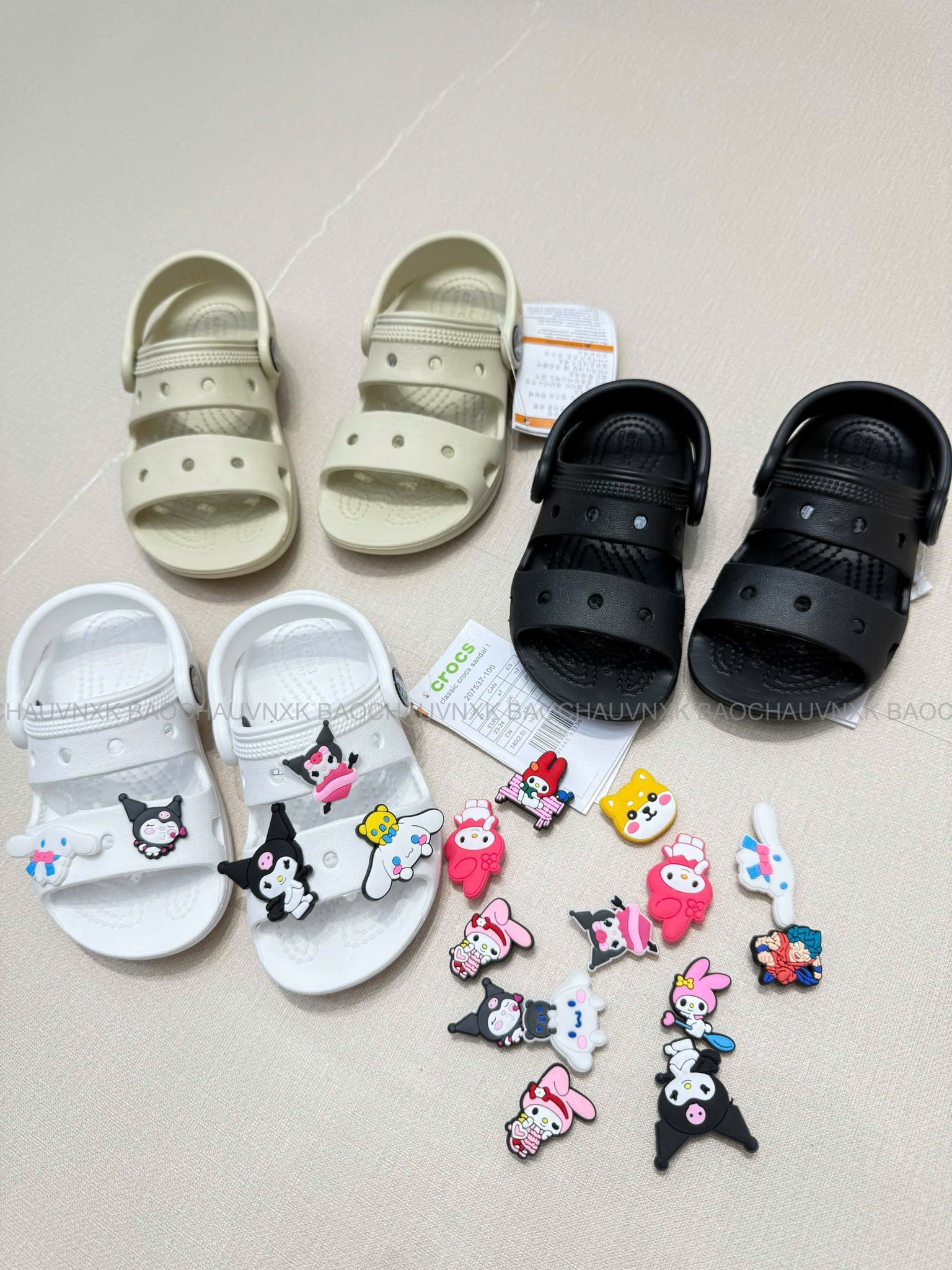 SALE S814  SANDAL  BÉ 3 MÀU (TẶNG 6 CHARM)