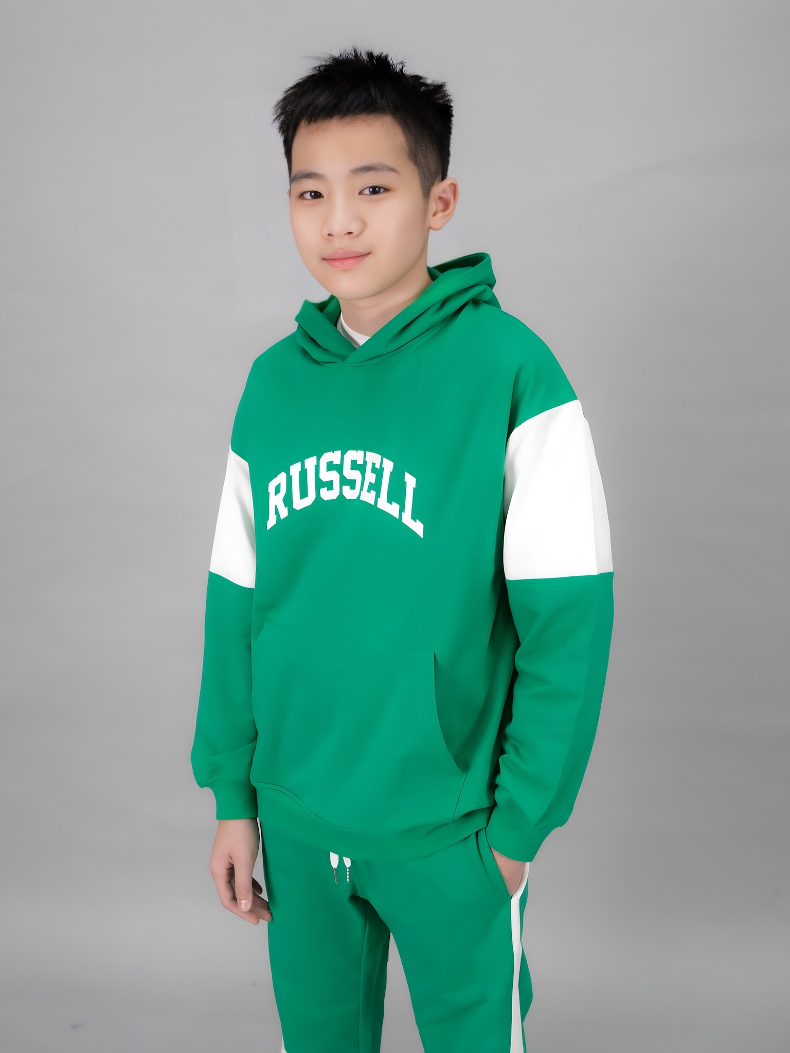 Áo nỉ hoodie màu xanh lá phối trắng