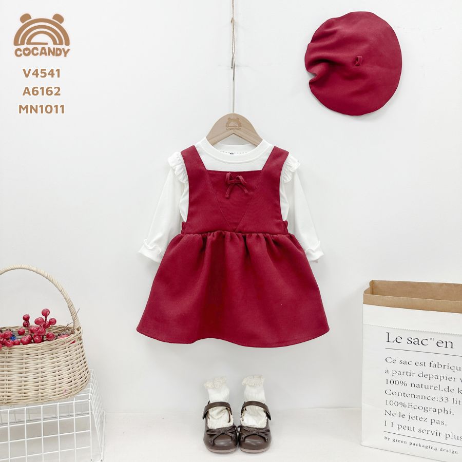 Váy yếm ĐỎ ngực vuông