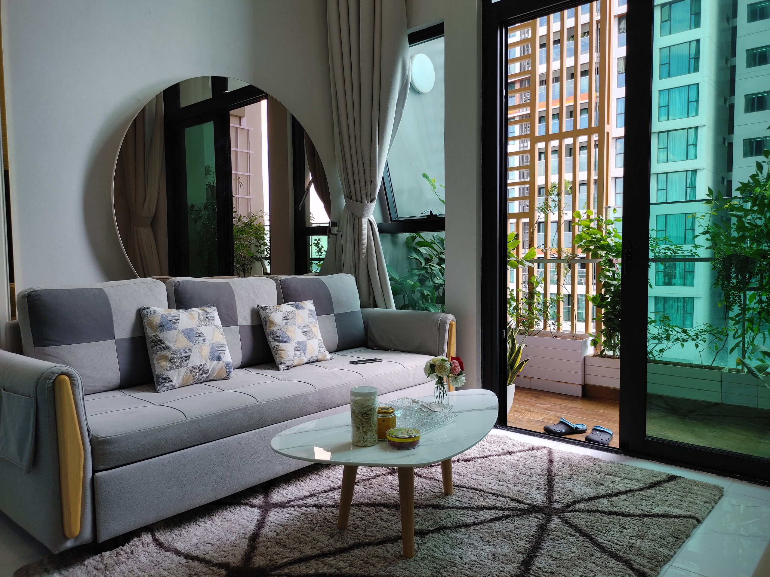 Cho thuê căn hộ 2PN giá tốt nội thất đẹp. Cam kết giá tốt nhất thị trường