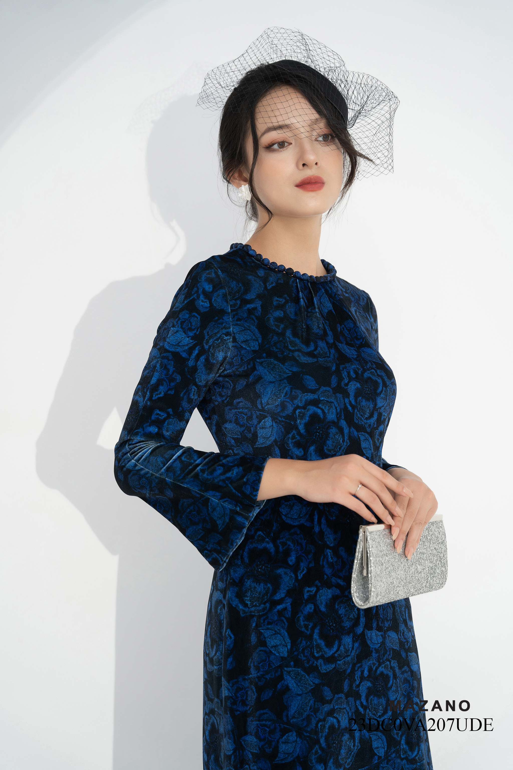 Váy Đầm Suông Chân bèo nhún Vải nhung Hoạ tiết hoa cách điệu Cổ tròn đính trang trí Tay dài Dài ngang bắp chân