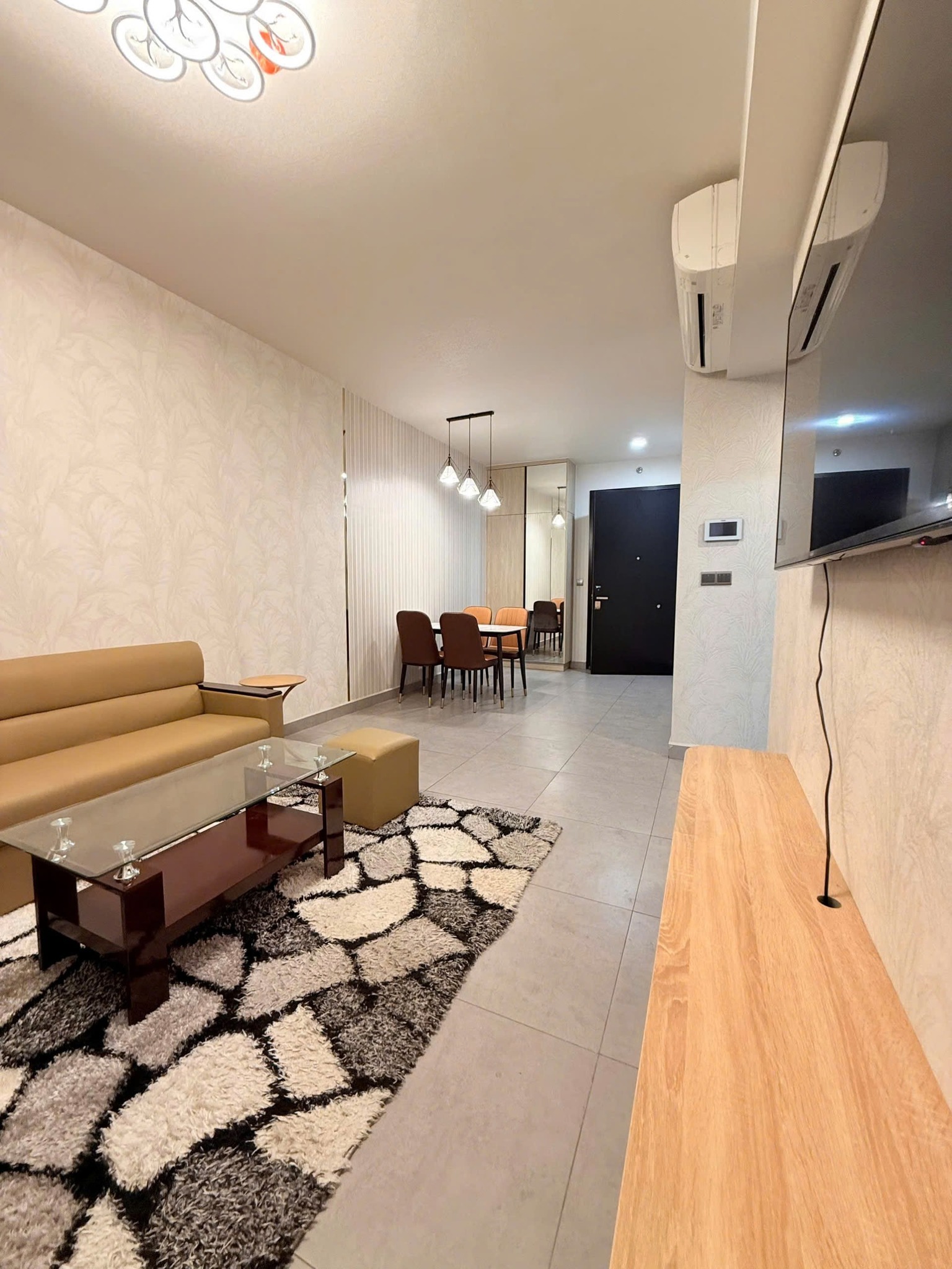 Thuê căn hộ 1PN, đầy đủ nội thất tháp Cruz tại Feliz En Vista