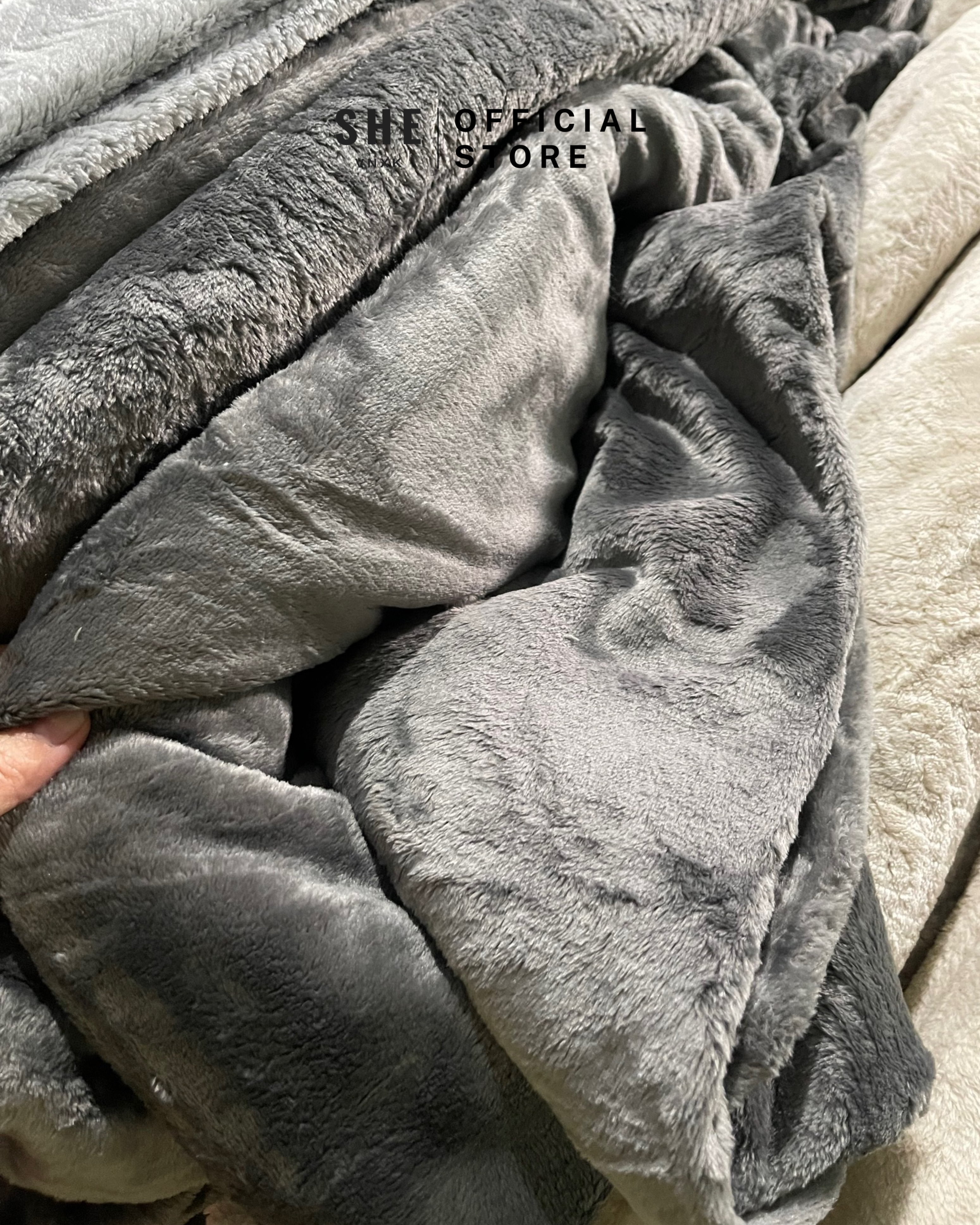 A344 CHĂN LOUNGE THROW_thumbnail_3