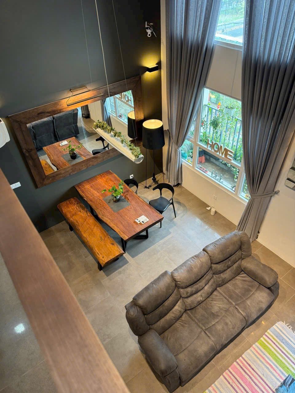 Vista Verde - Bán căn hộ Duplex 4PN, đầy đủ nội thất dt lớn ban công thoáng mát