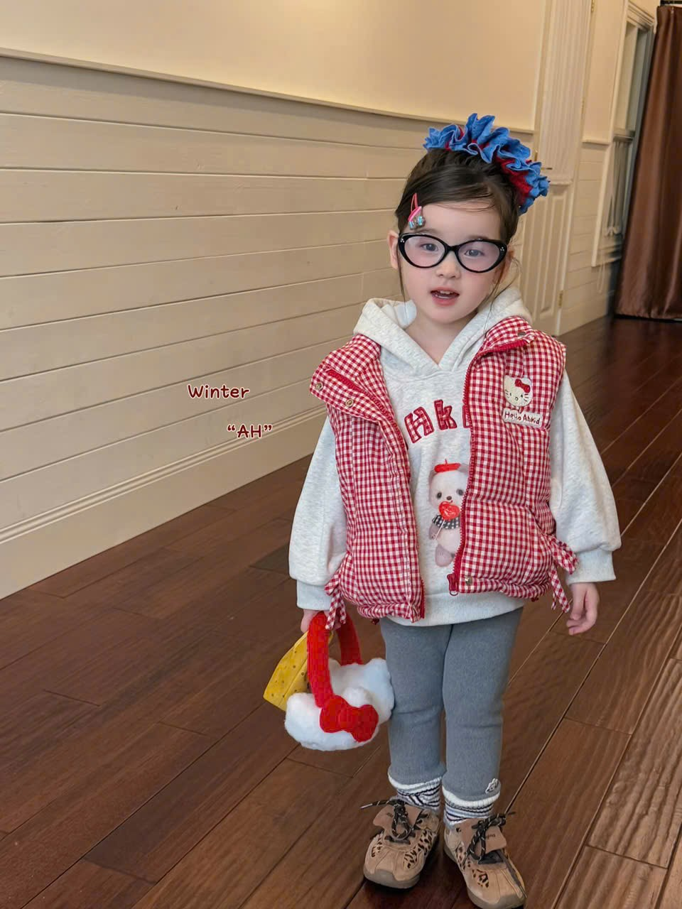 (M78) Áo gile kẻ caro đỏ AHA_thumbnail_0