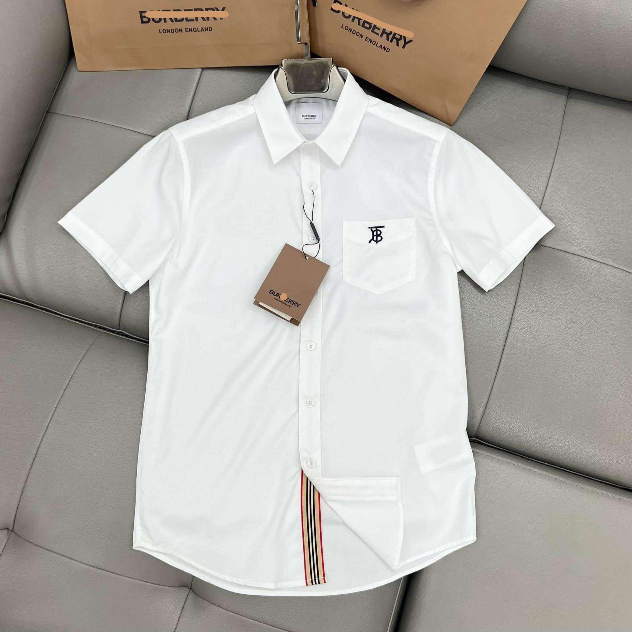 BBR Sơ Mi Cộc TB Chữ Đen