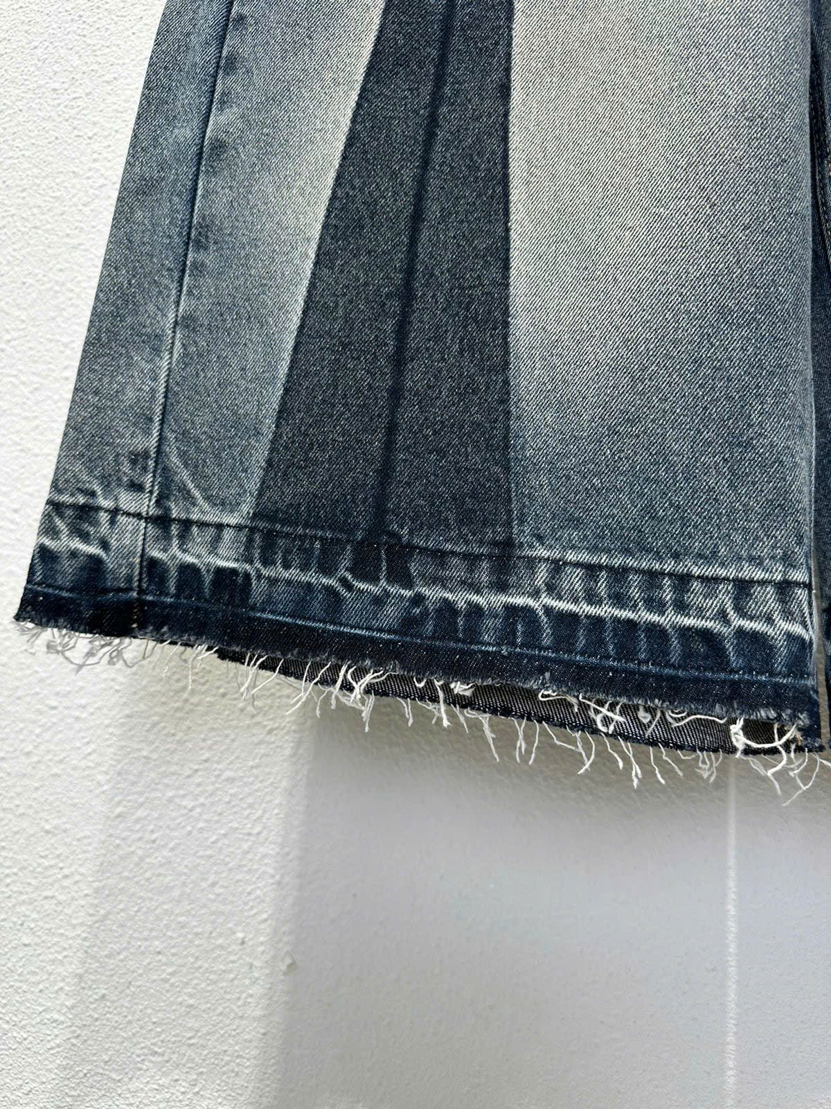 QUAN SHORT JEAN