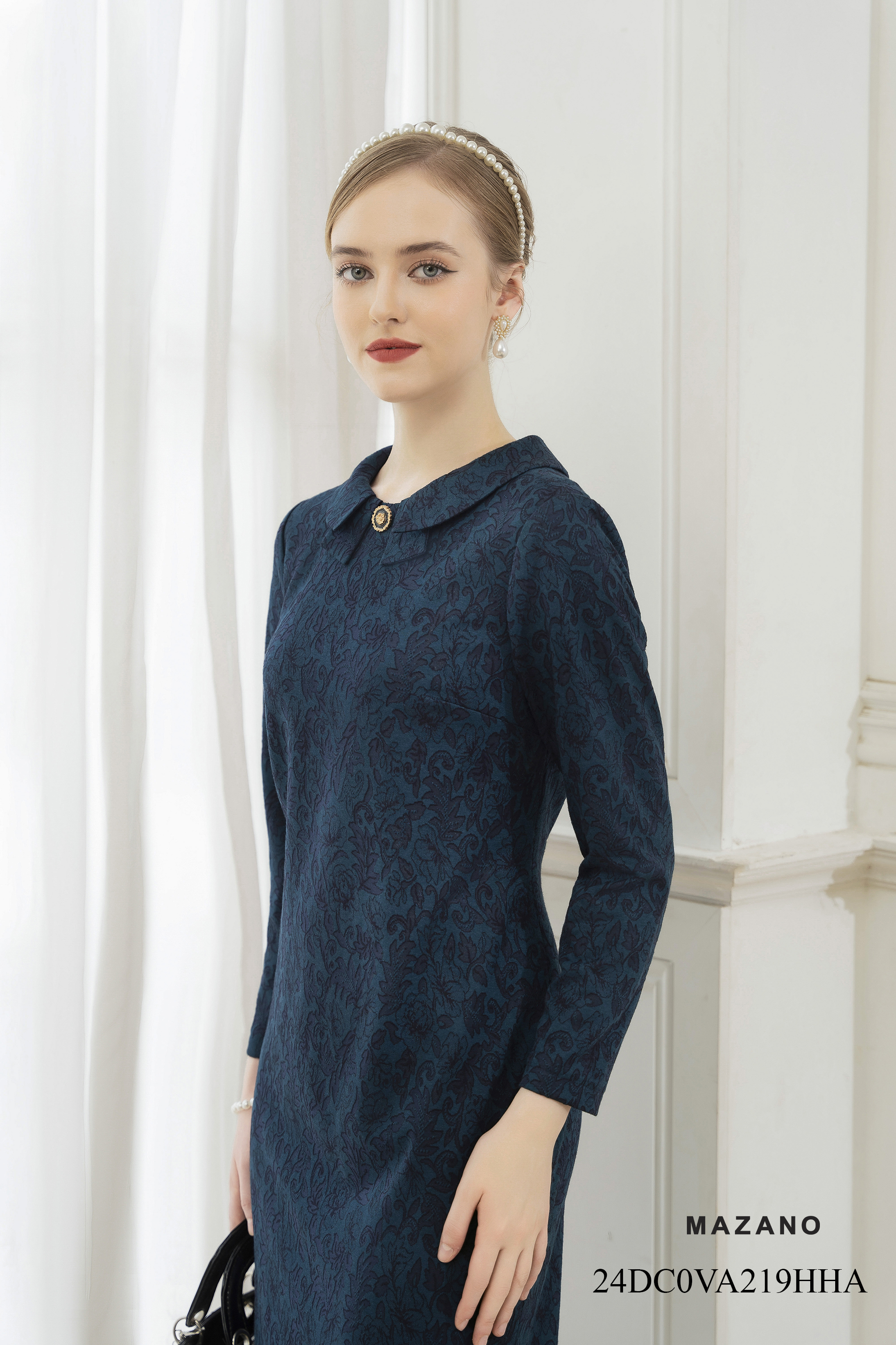 Váy Đầm Suông Vải dạ len Cổ sen cách điệu Tay dài Dài ngang bắp chân  219HHA_thumbnail_2