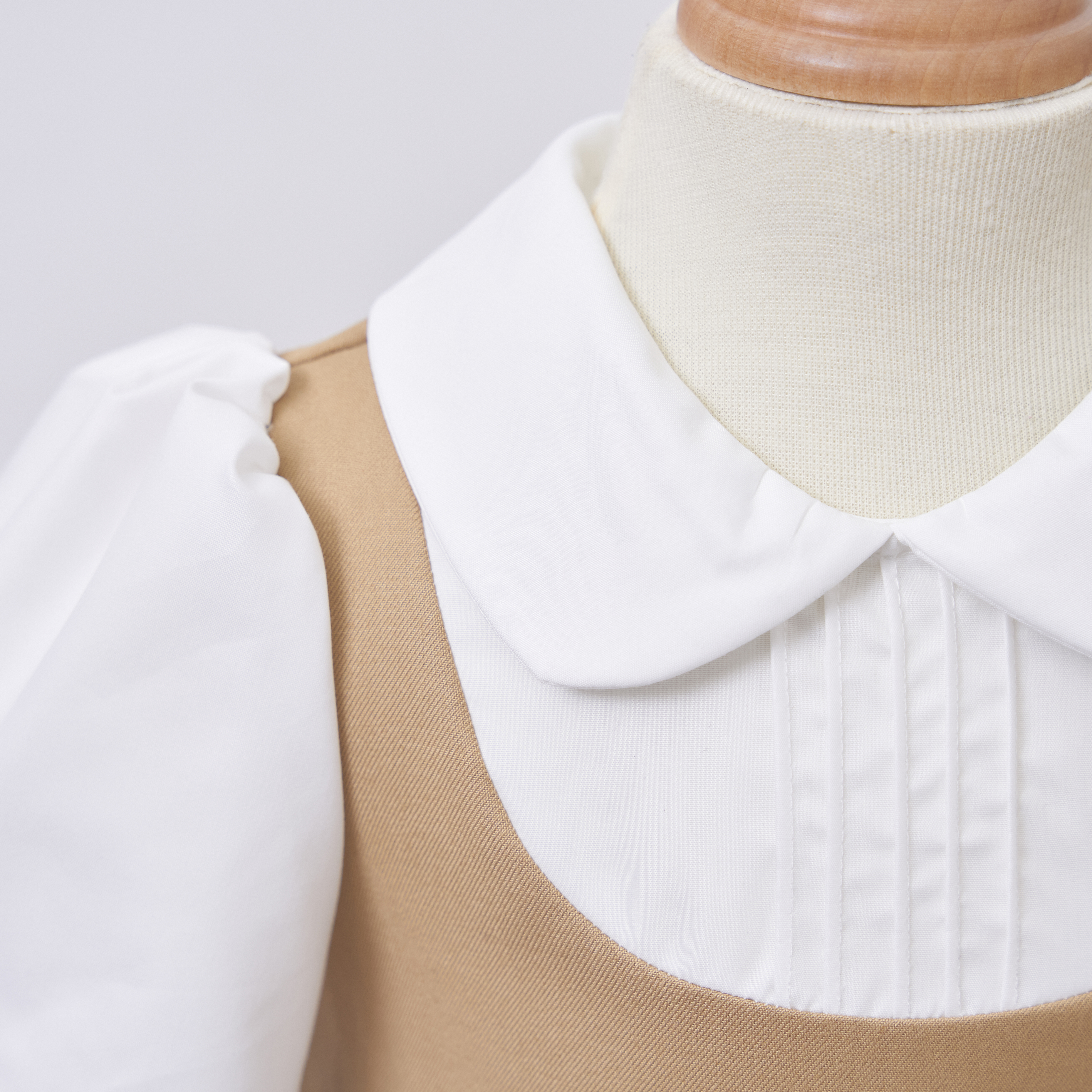 Váy cổ sen xếp ly tay cộc_thumbnail_1