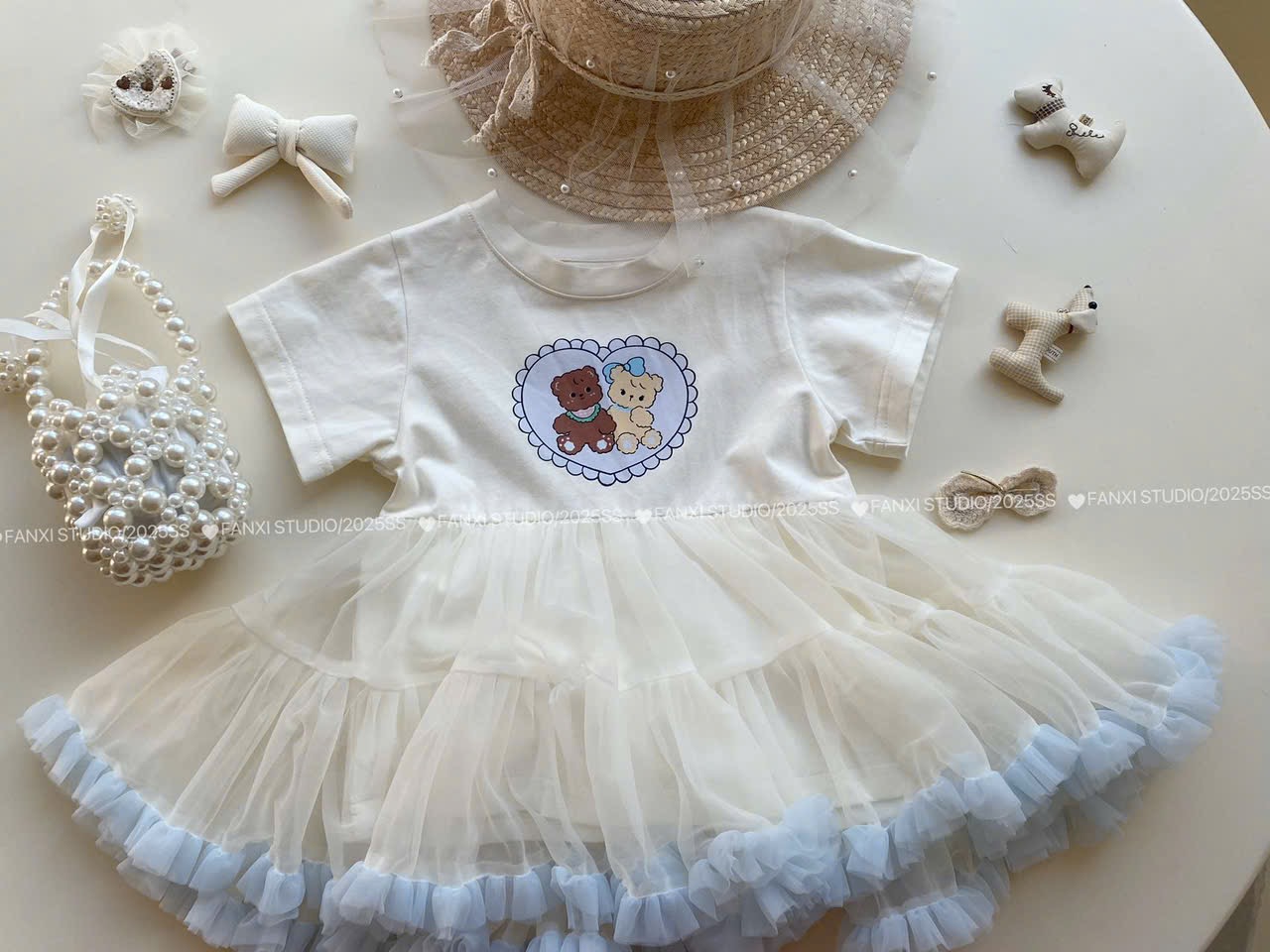 (V9) Váy liền voan màu xanh hoạ tiết gấu siêu đáng yêu 2025_thumbnail_0