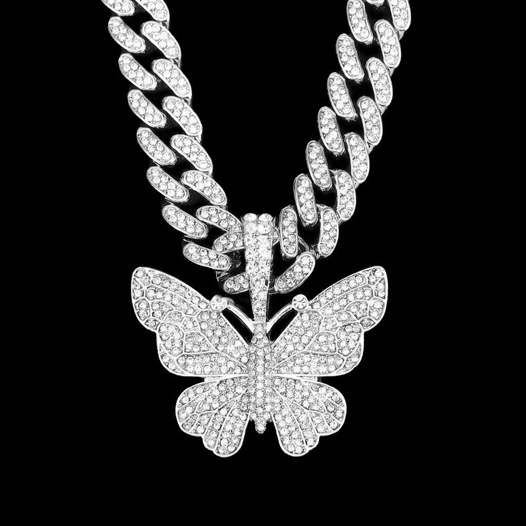 Vòng cổ con bướm to