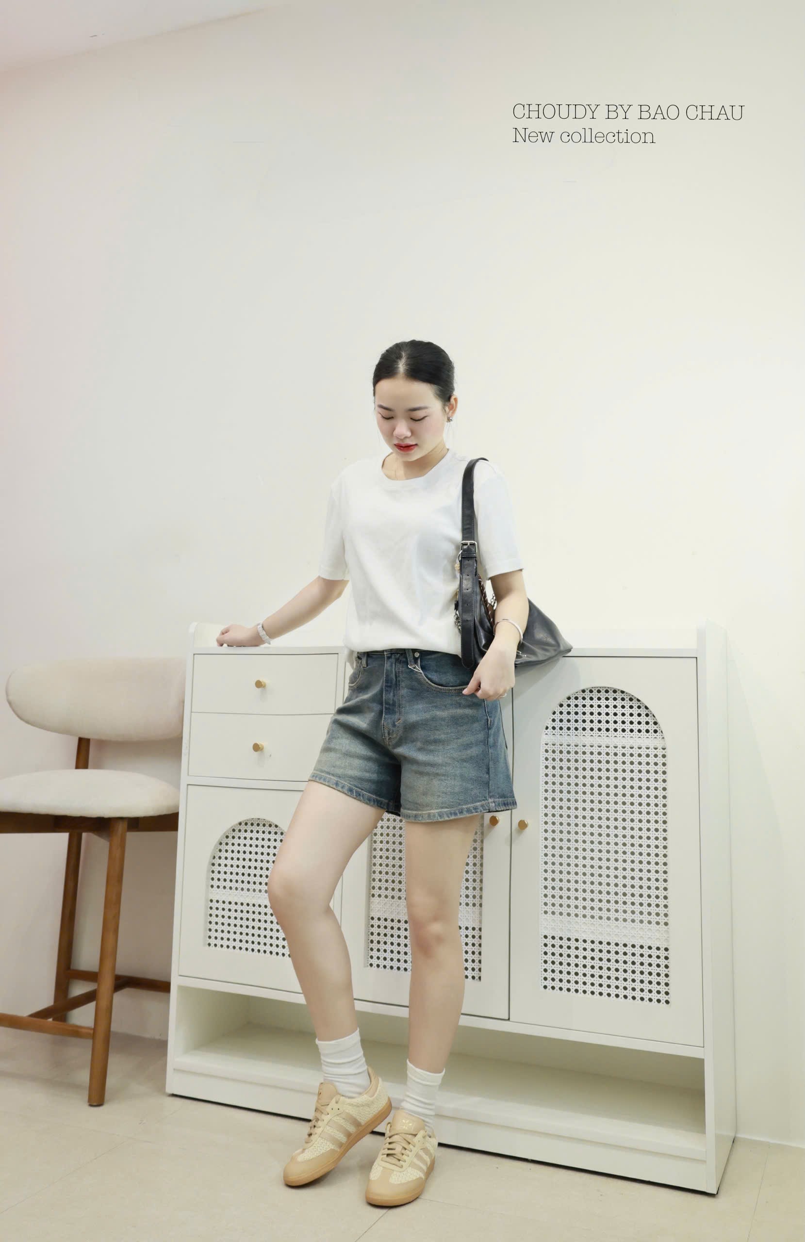 SALE U545 QUẦN SHORT JEAN