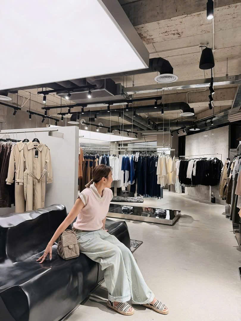 AO THUN SIS_thumbnail_3