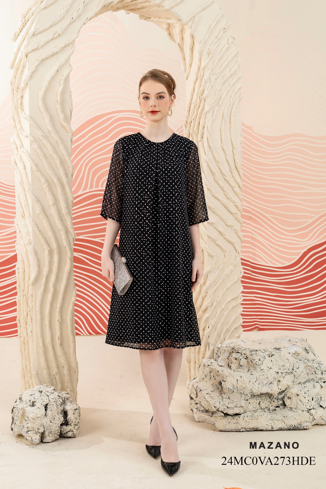 áy Đầm Suông A Vải voan kim sa Hoạ tiết chấm bi Cổ tròn Tay lỡ Dài qua gối 24MC0VA273HDE