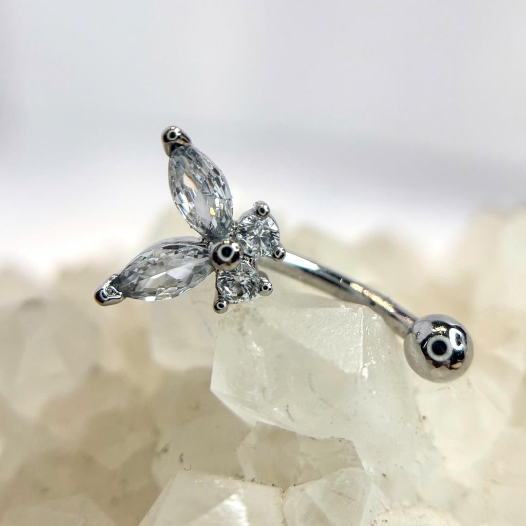 Khuyên banana kiểu bạc hình con bướm đính đá._thumbnail_2