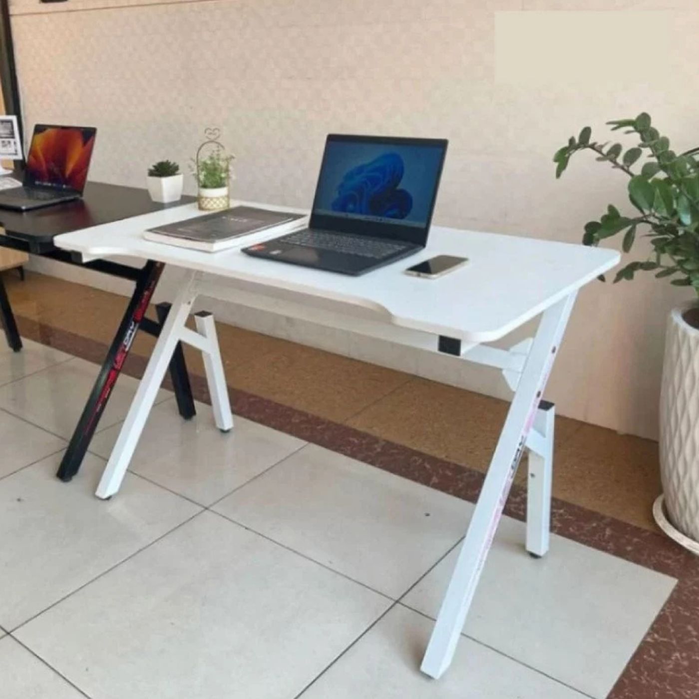 Bàn Gaming Chân Chữ Y - Thiết Kế Hiện Đại, Gọn Gàng, Khung Chân Chắc Chắn_thumbnail_17