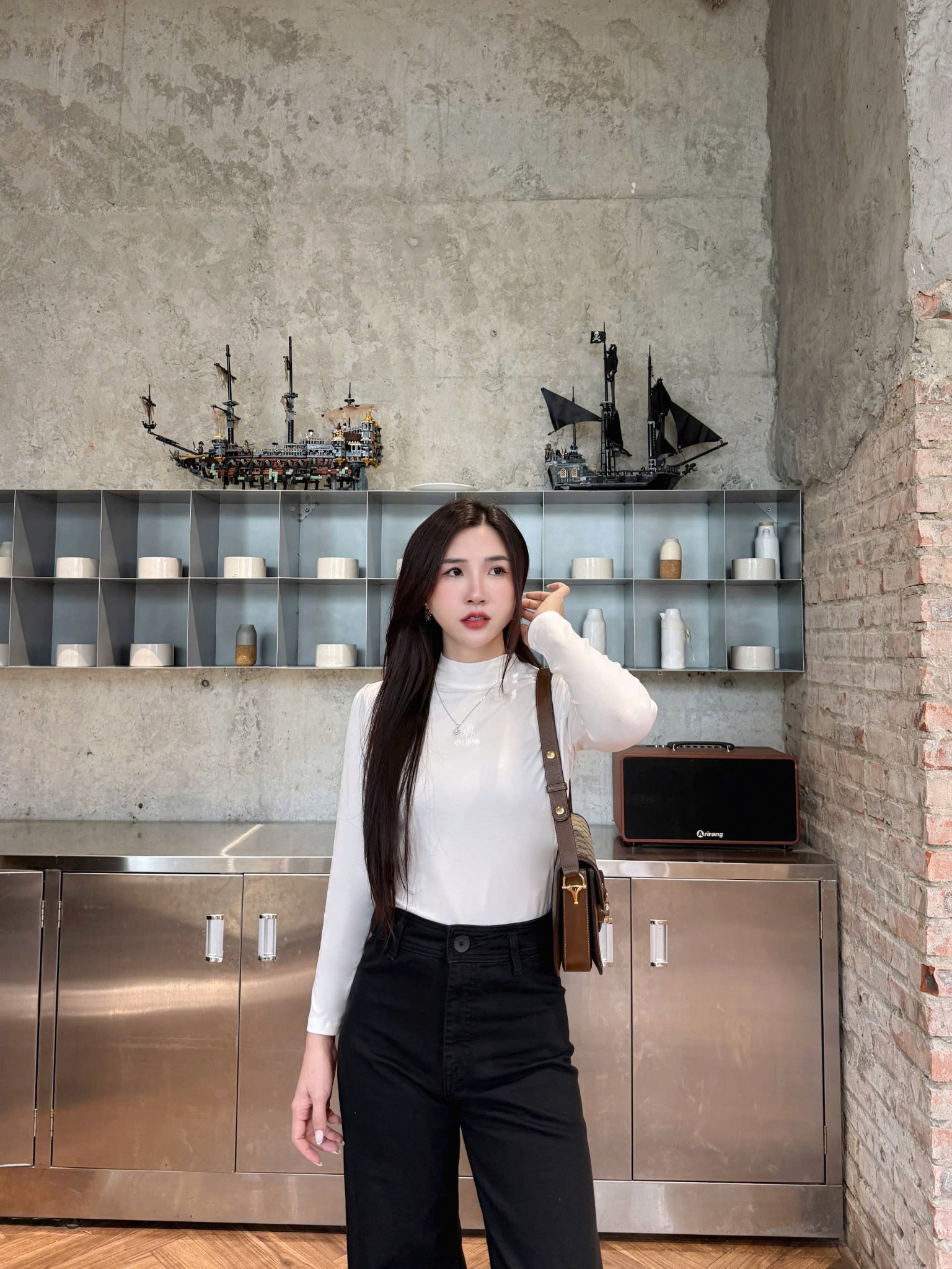 25AG173-Áo giữ nhiệt NỮ GUNO logo giữa cổ 3 phân 170126_thumbnail_1