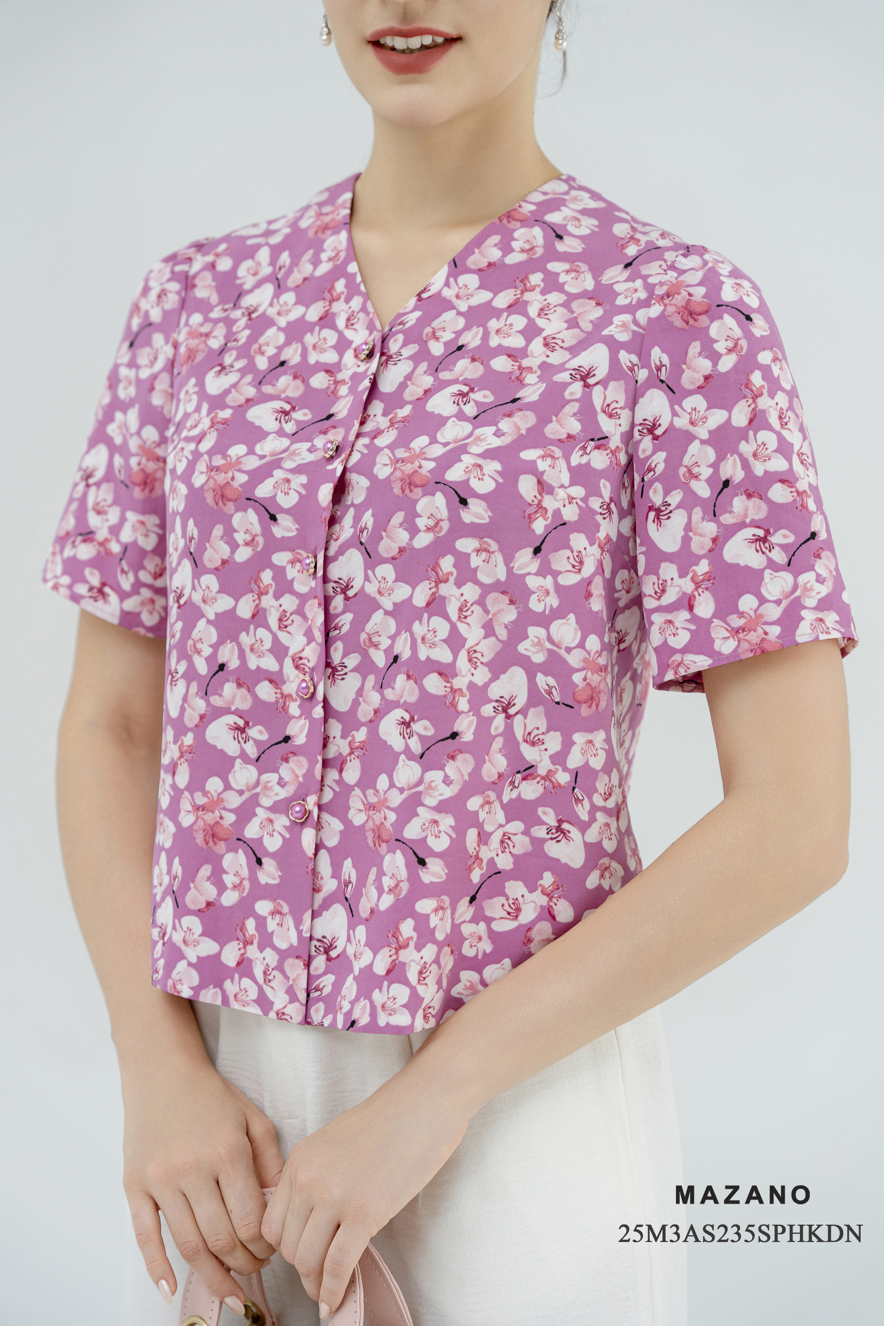 Áo sơ mi cài khuy Suông Vải thô mỏng Họa tiết hoa lan Cổ V Tay ngắn Dài dưới eo