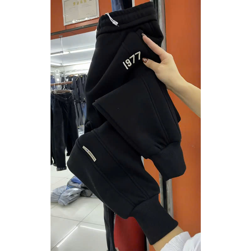 Quần Jogger 1977 Nỉ Cotton Dày – Quần Dài Nam Nữ Unisex Bo Gấu Basic Streetwear Hàn Quốc - (QN103)