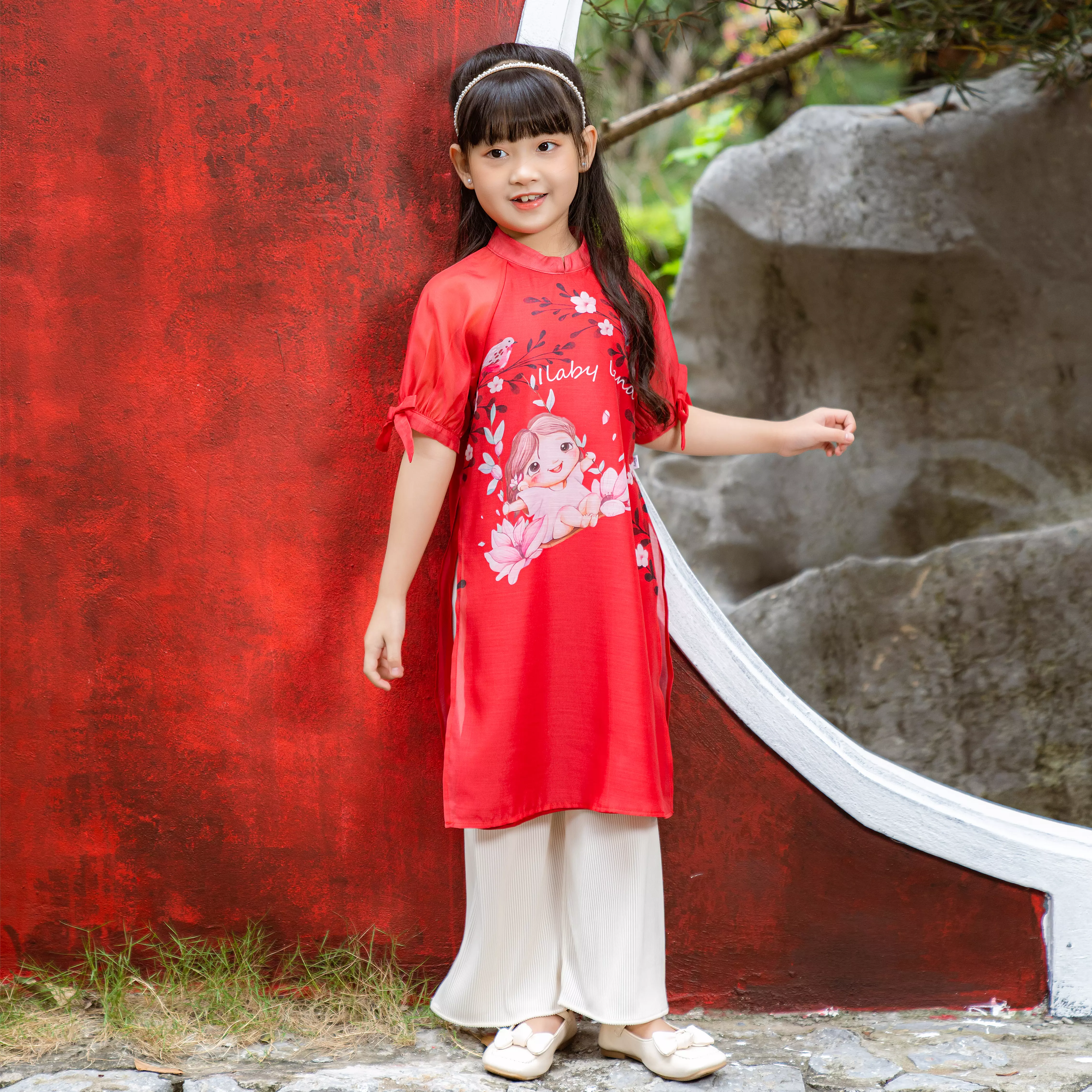 Áo dài đỏ Ilaby land_thumbnail_2