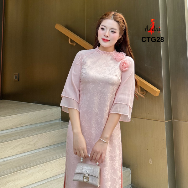 Áo dài cách tân Gấm xốp Thượng Hải tay ghép Von tơ mềm 2 lớp cổ xếp li hoa thêu nổi_thumbnail_2