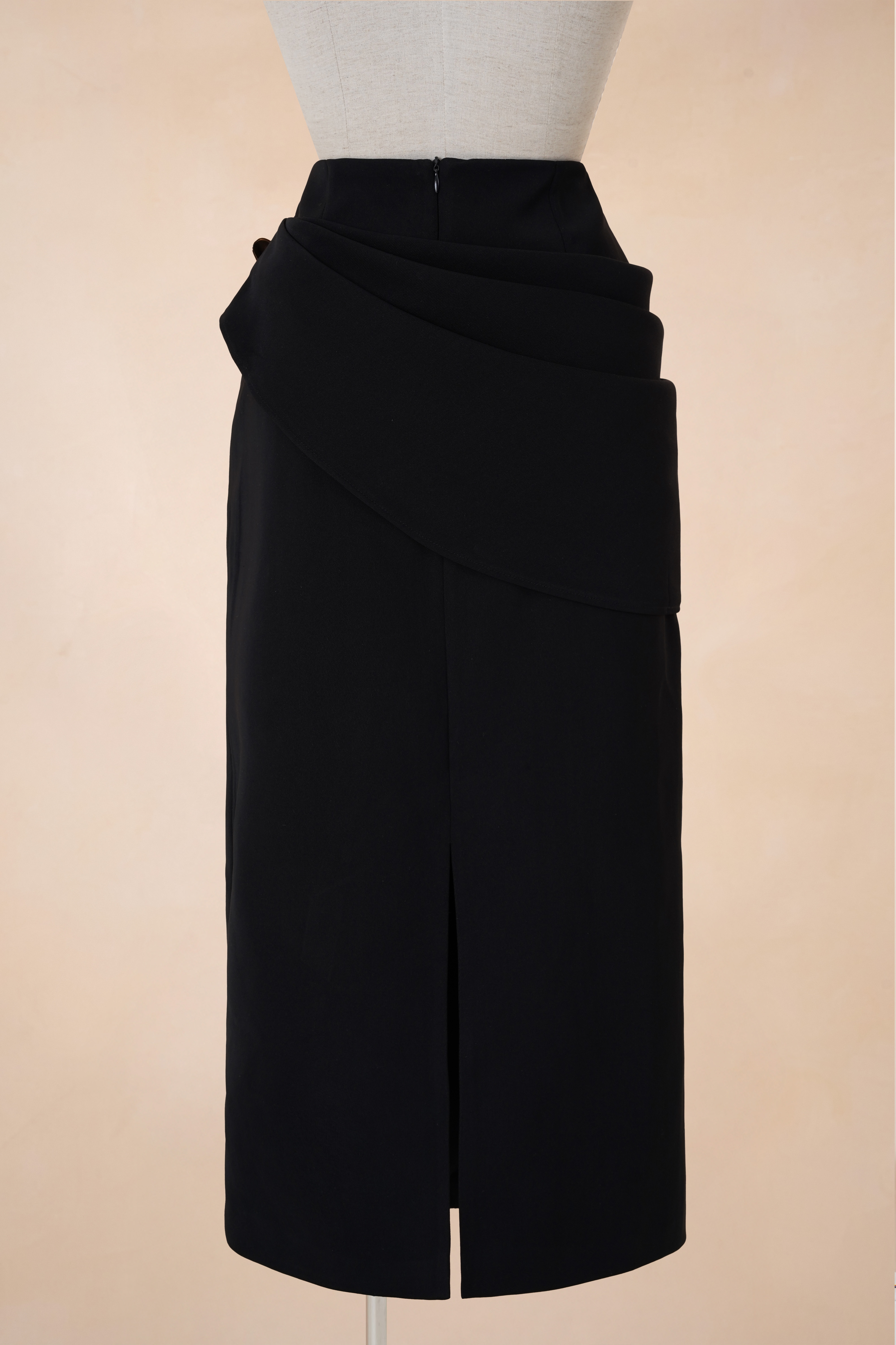 Chân Váy Bút Chì Đắp Chéo Khuy Đồng