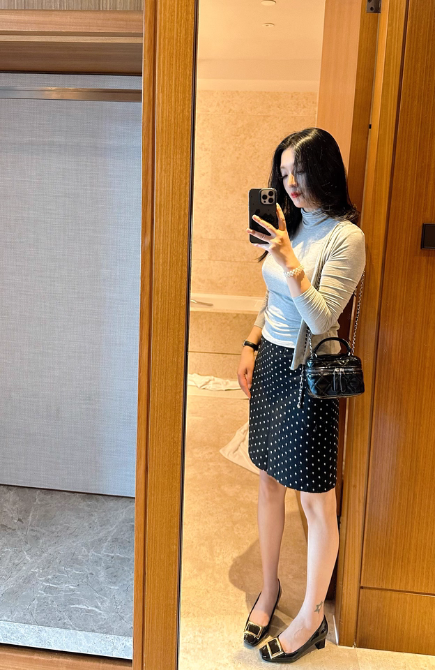 UHE 2503 – túi mini da ánh kim cao cấp, thiết kế thời thượng, 2 màu bạc & đen sang trọng_thumbnail_6