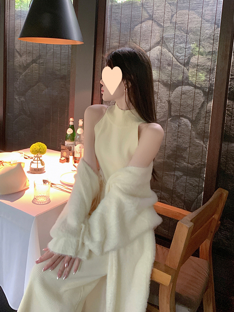 Áo len dáng ôm , áo choàng lông