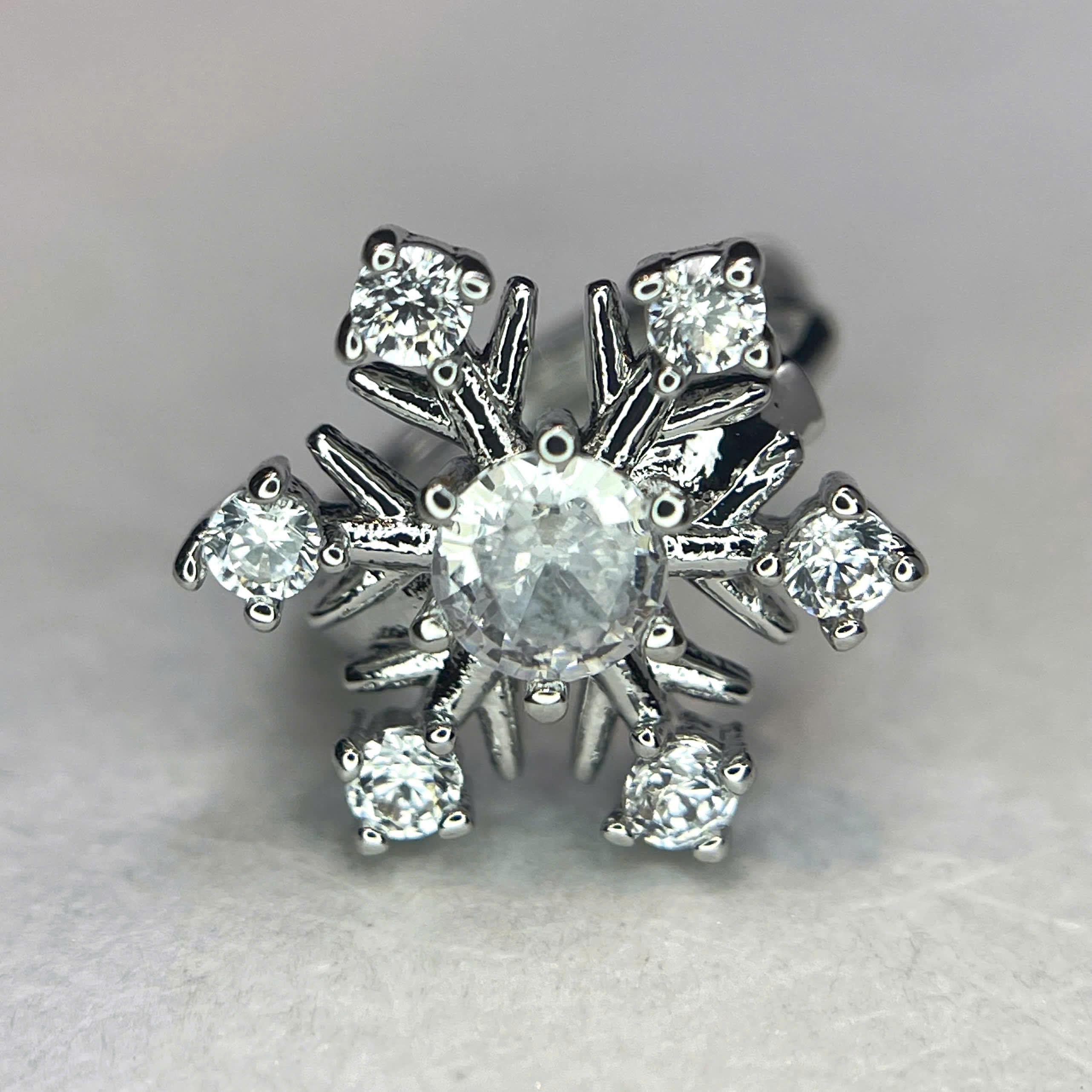 Khuyên vòng kiểu bông tuyết hợp kim mạ bạc 8mm